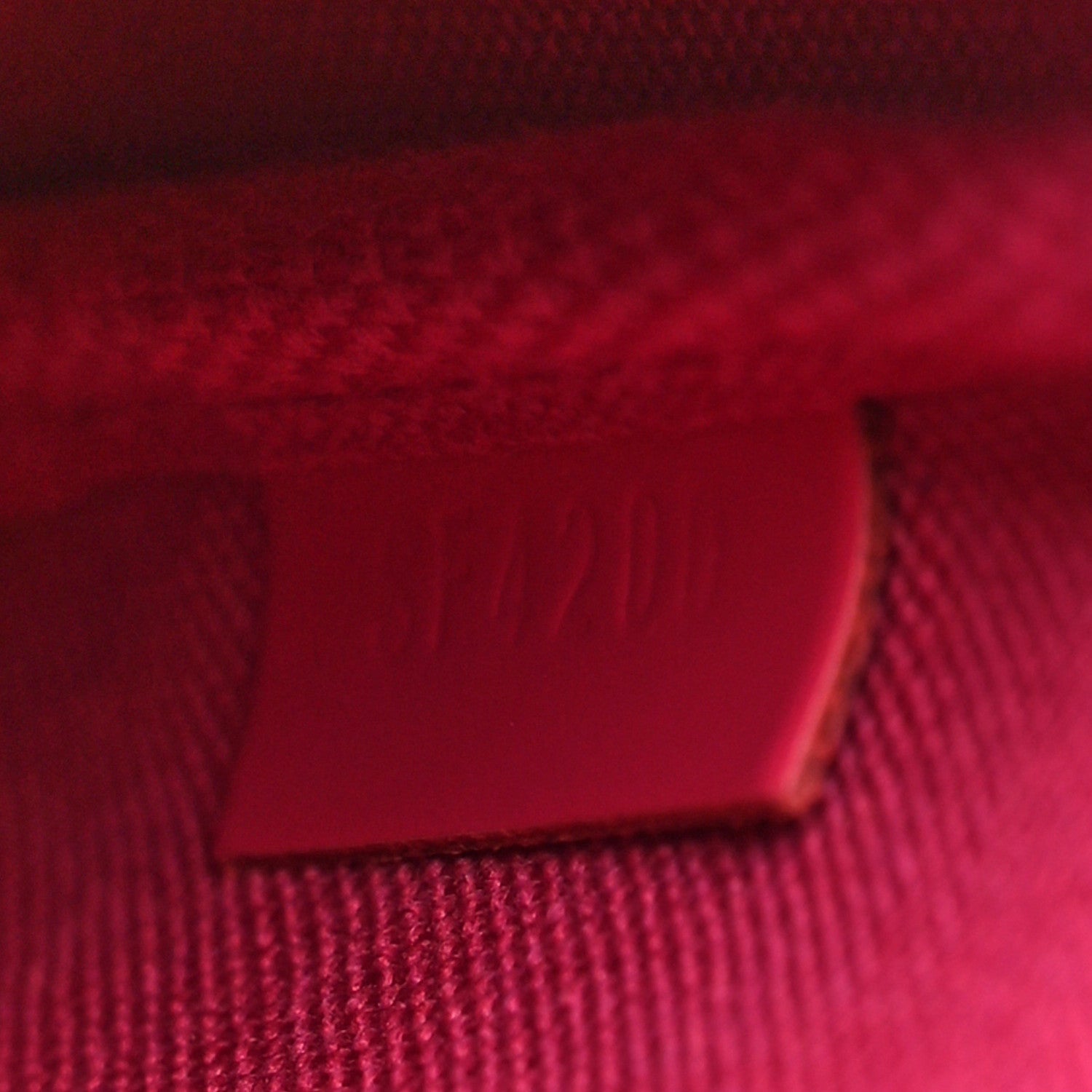 Louis Vuitton Monogram 2020 Christmas Animation Roller Coaster Mini Pochette Accessories Pivoine 6 of 10