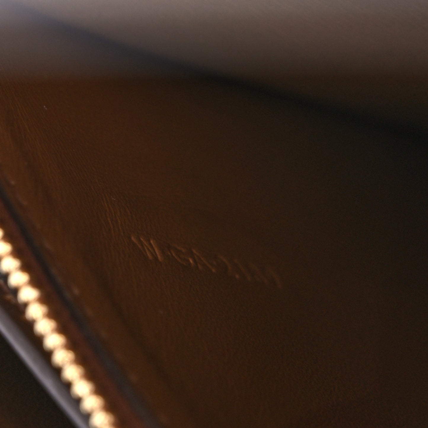 Box Calfskin Medium Classic Box Flap Bag Camel