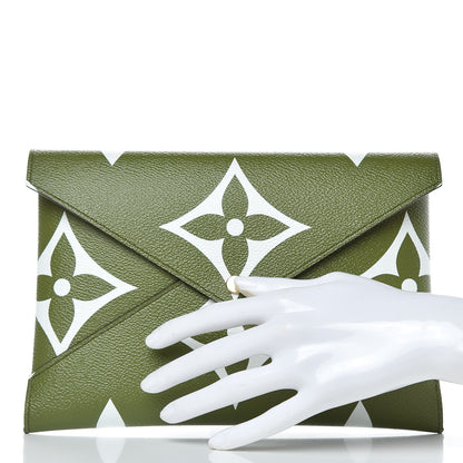 Louis Vuitton Monogram Giant Kirigami Pochette Set 2 of 8
