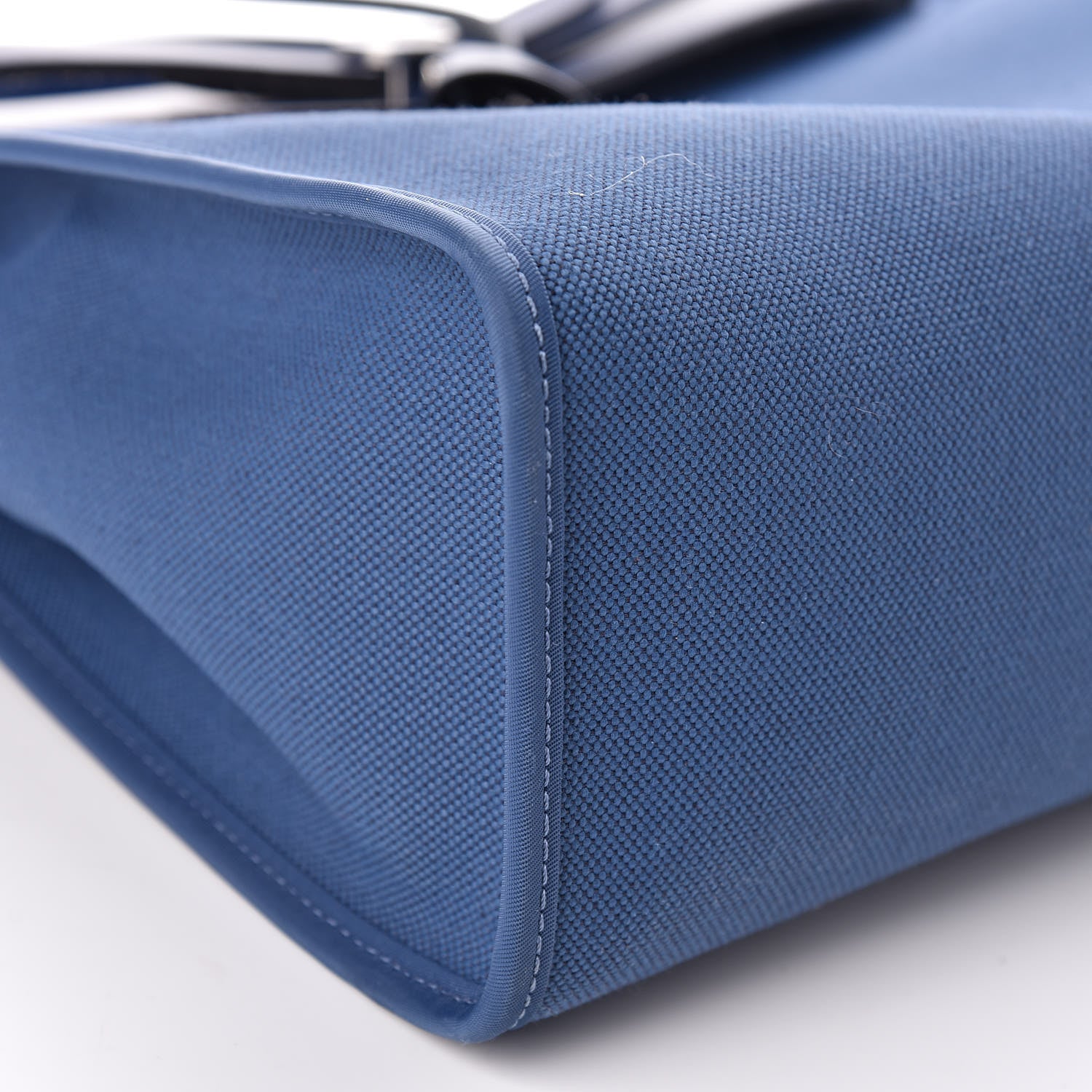 Hermes Vache Hunter Toile Herbag Zip 31 PM Bleu Brighton Bleu Saphir 9 of 16