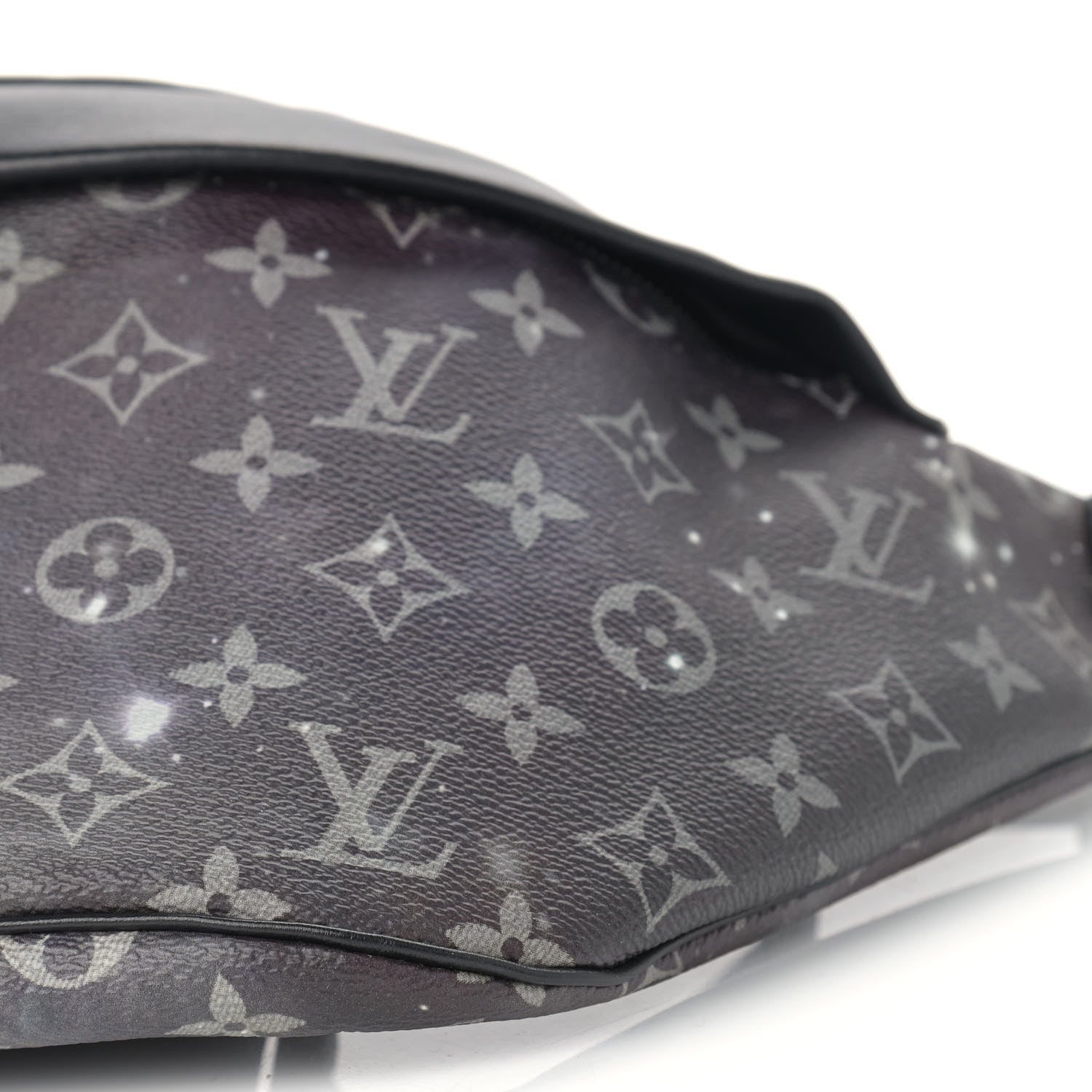 Louis Vuitton Monogram Galaxy Discovery Bumbag 8 of 8