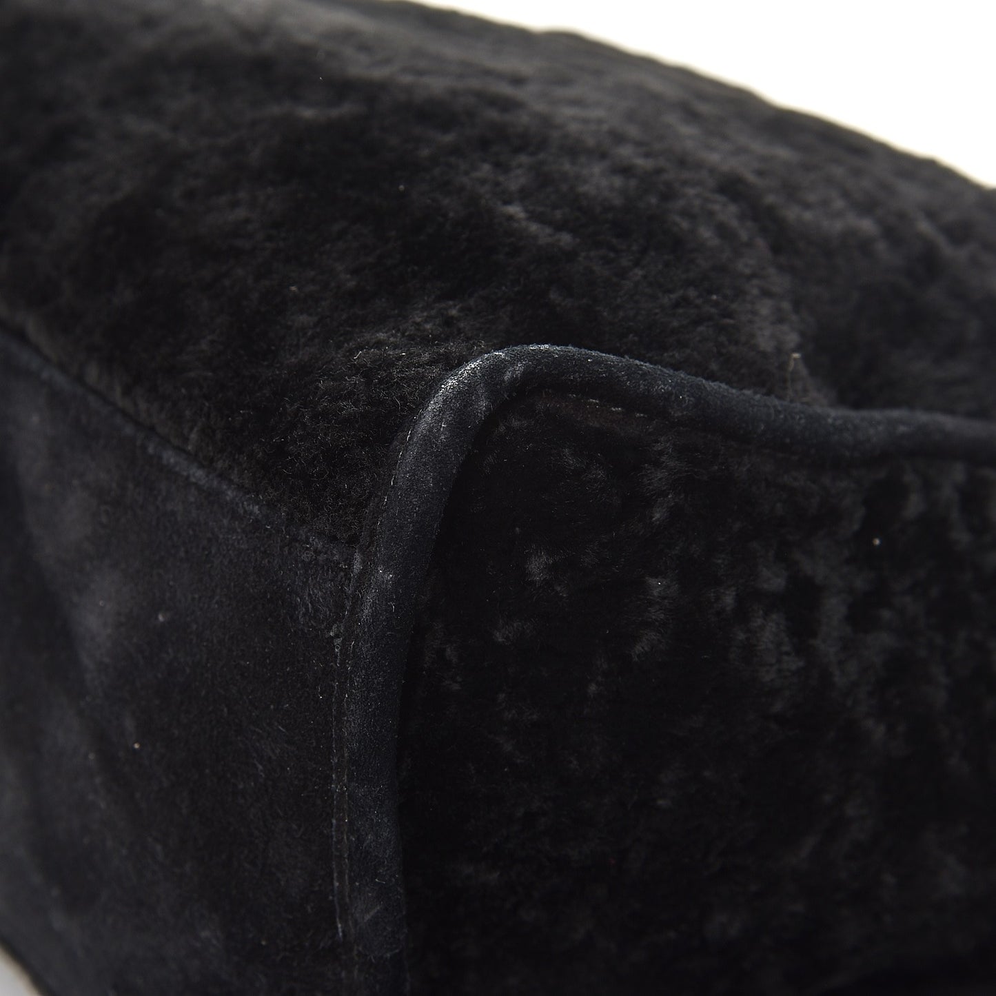Shearling Suede Classic Hardware City Black