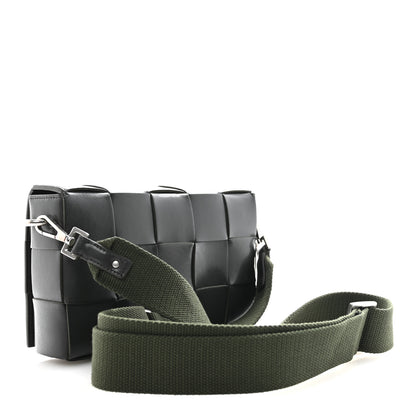 Bottega Veneta Calfskin Maxi Intreccio Cassette With Strap Bag Dark Green 4 of 16