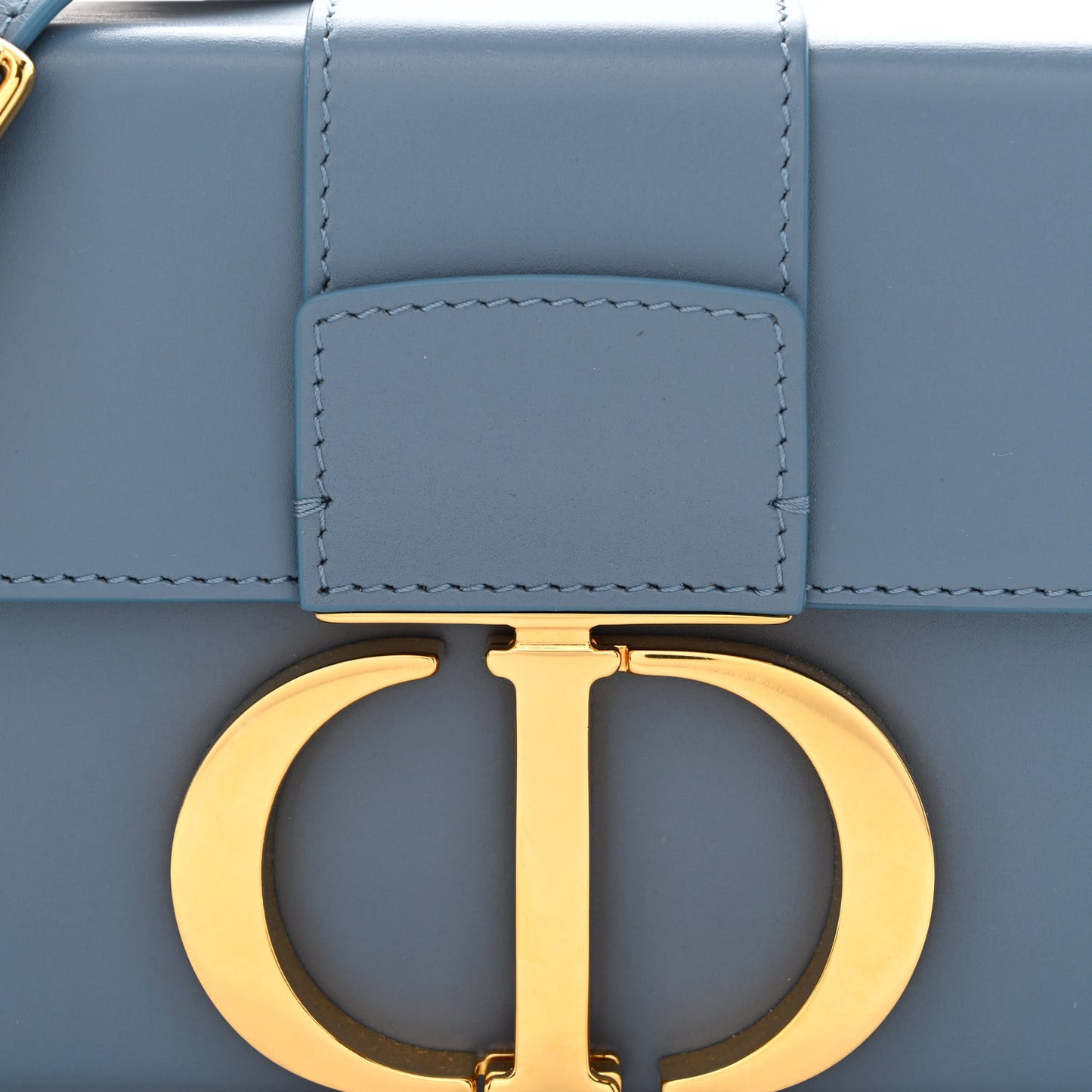 Box Calfskin 30 Montaigne Box Bag Blue