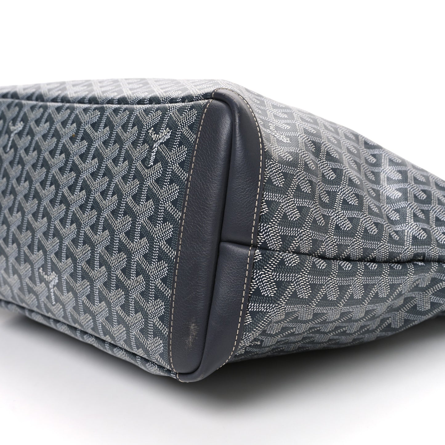 Goyardine Artois MM Grey