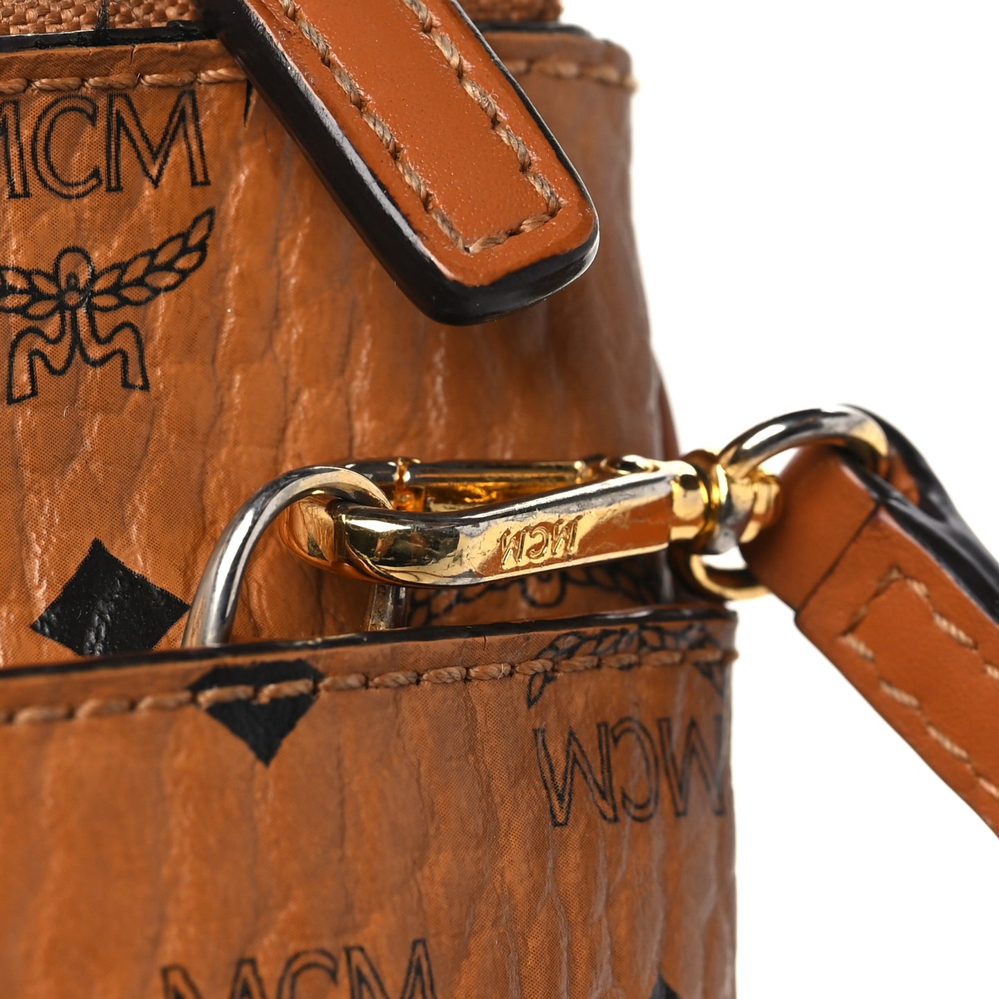 Visetos Medium Crossbody Pouch Cognac