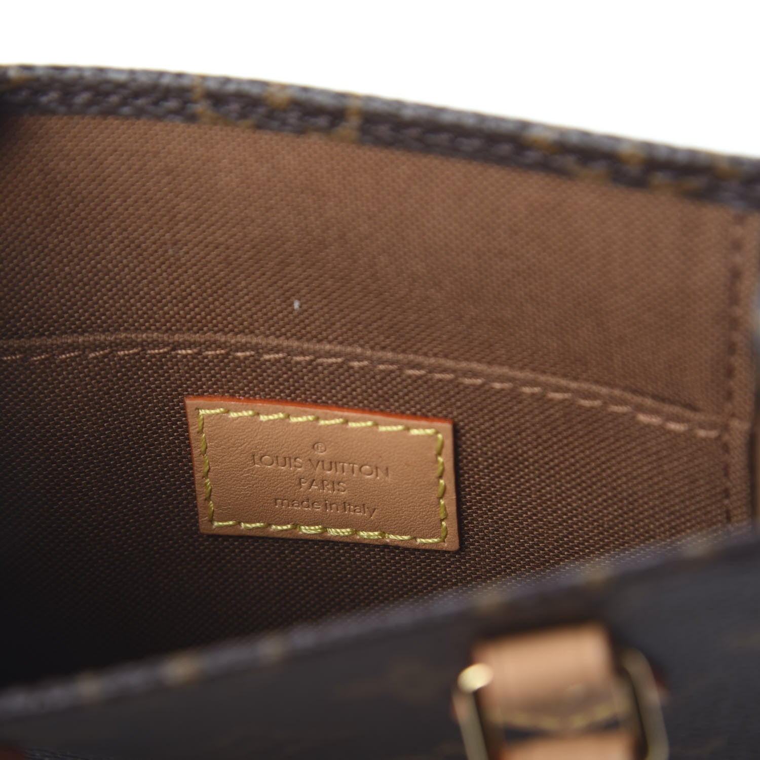 Louis Vuitton Monogram Petit Sac Plat 7 of 10