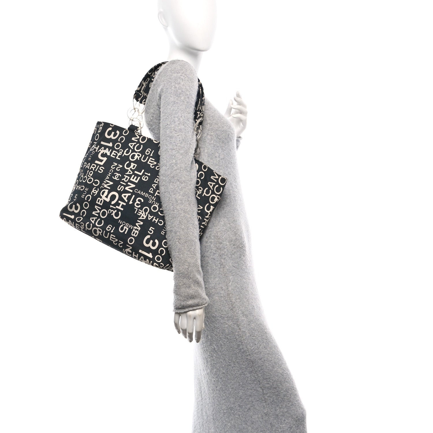 Chanel Canvas 31 Rue Cambon Beach Tote Black 2 of 11
