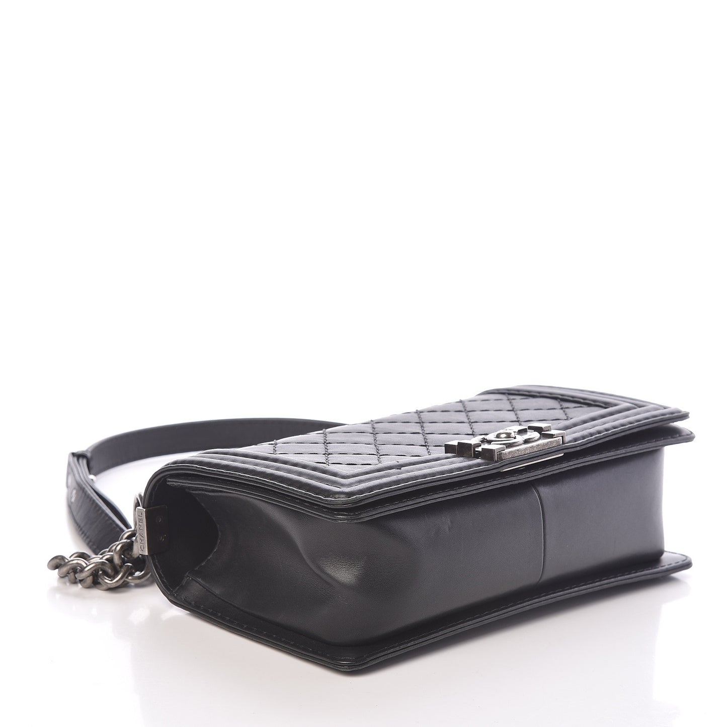 Calfskin Stitched Medium Boy Flap Black