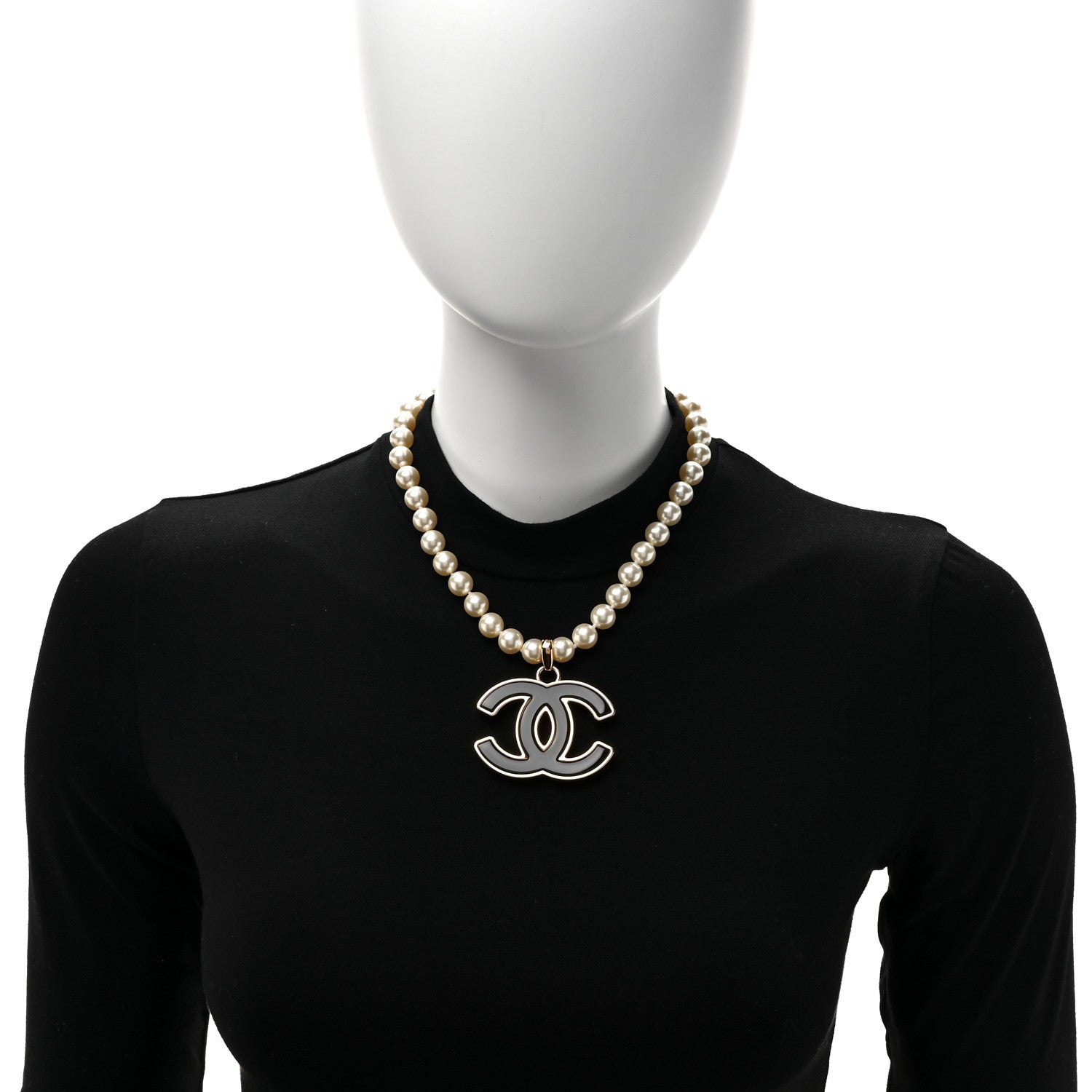 Chanel Pearl Resin CC Short Necklace Gold Black 2 of 5
