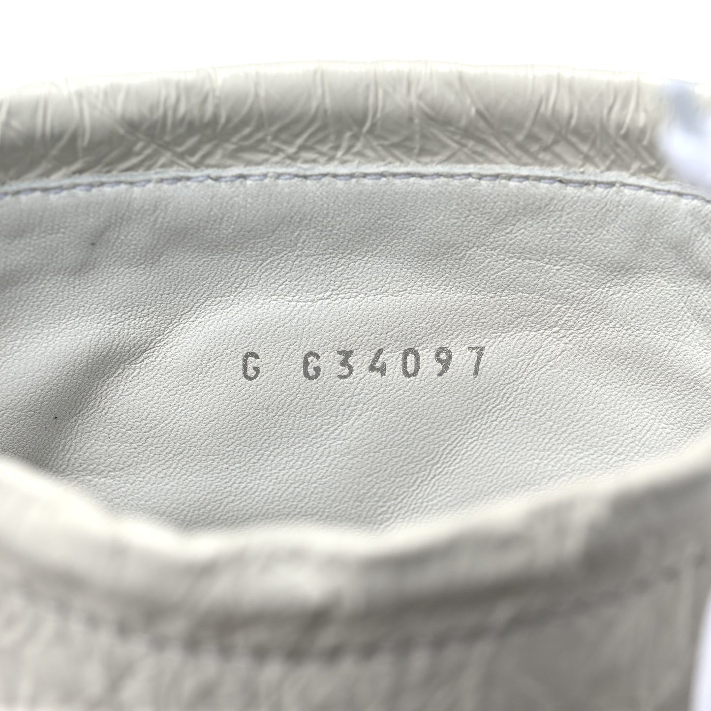 Crumpled Calfskin Quilted Cap Toe Short Boots 37.5 White Black