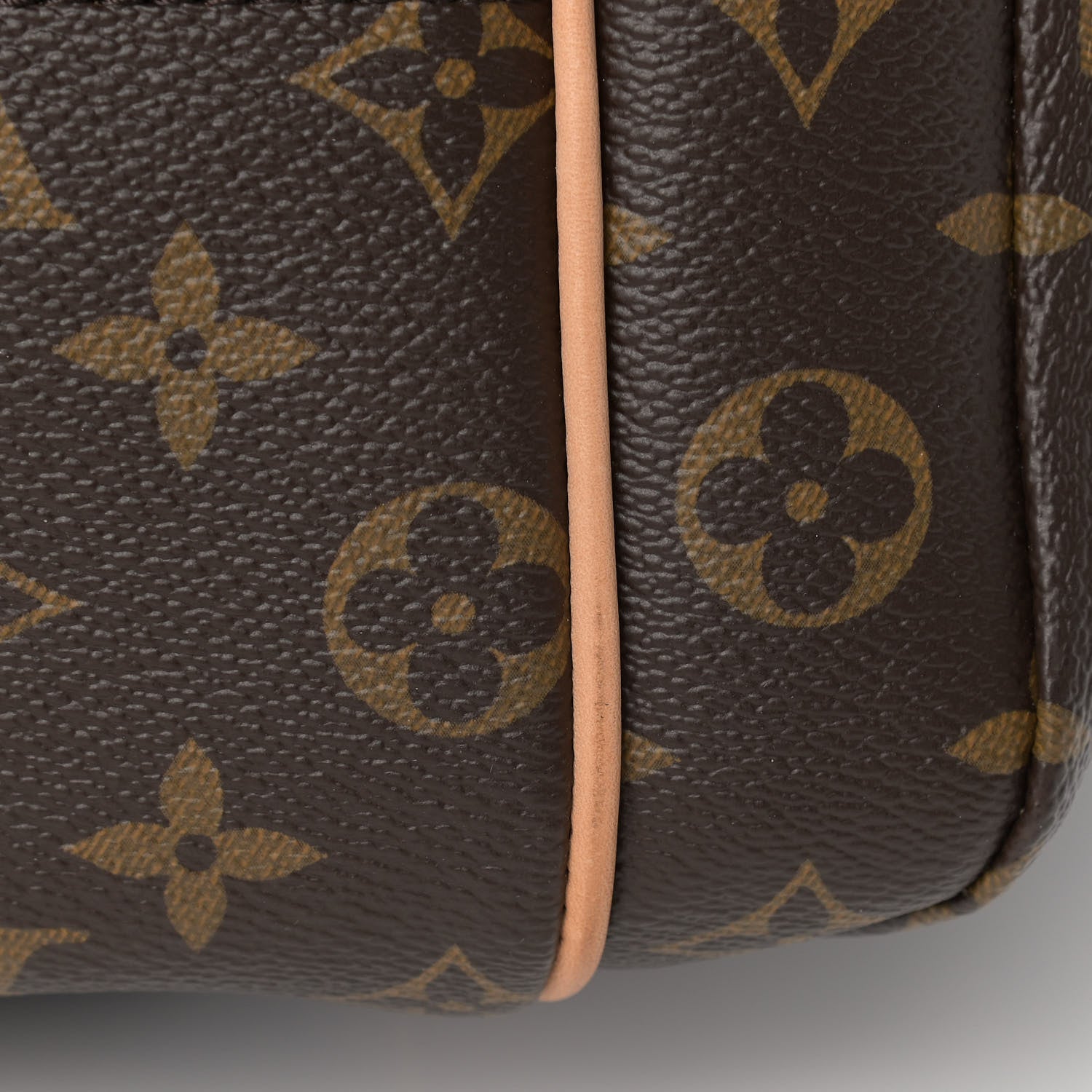 Louis Vuitton Monogram Totally MM 11 of 14