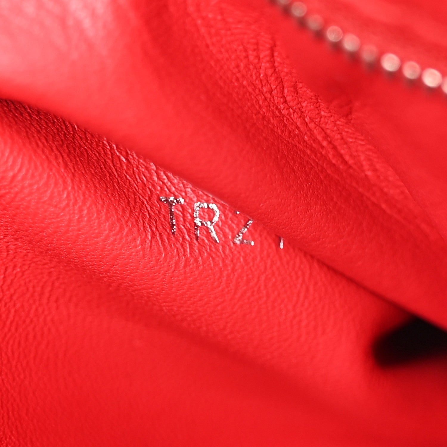 Louis Vuitton Taurillon Capucines BB Scarlet Red 7 of 10