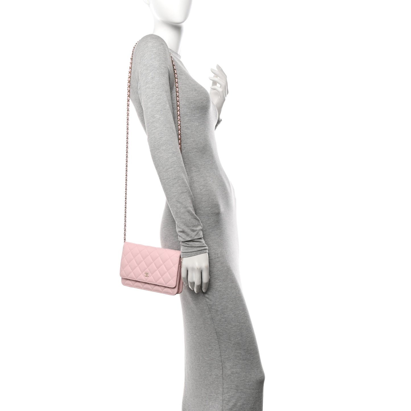 Caviar Quilted Wallet on Chain WOC Light Pink