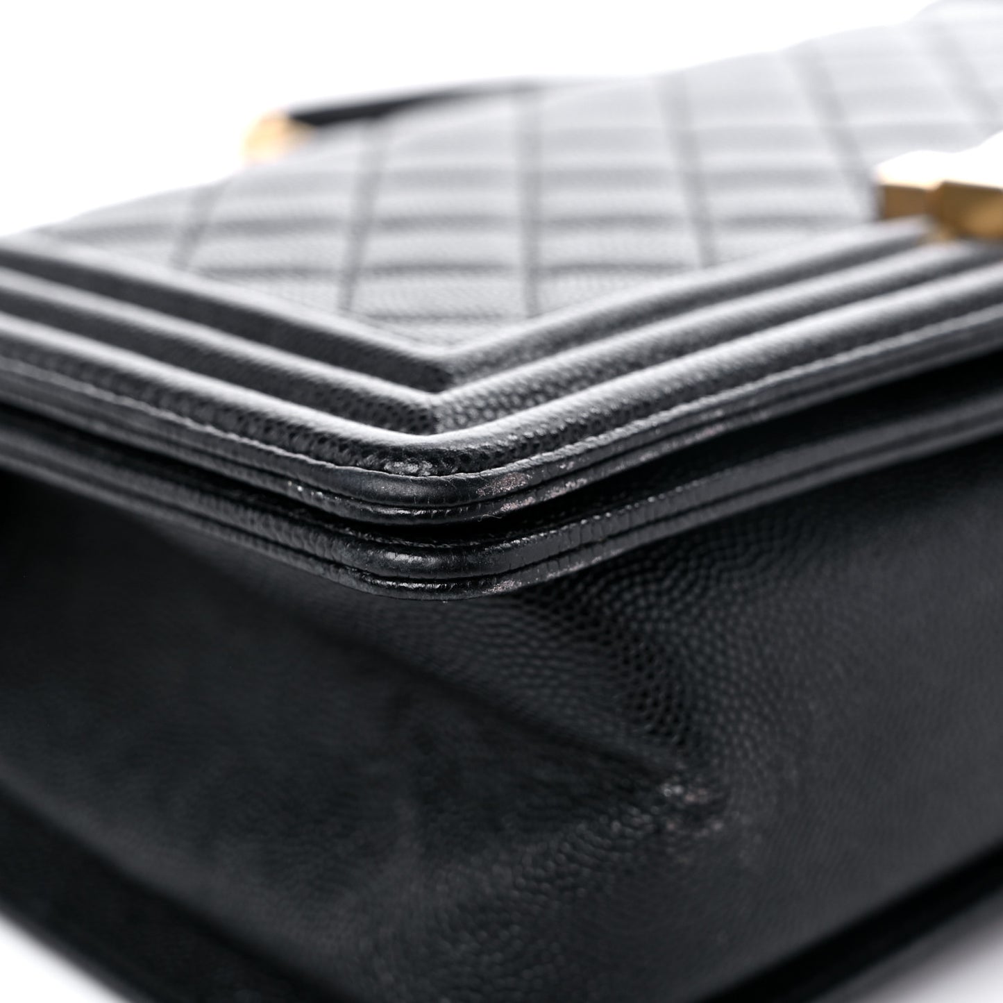 Caviar Quilted Medium Boy Flap Black