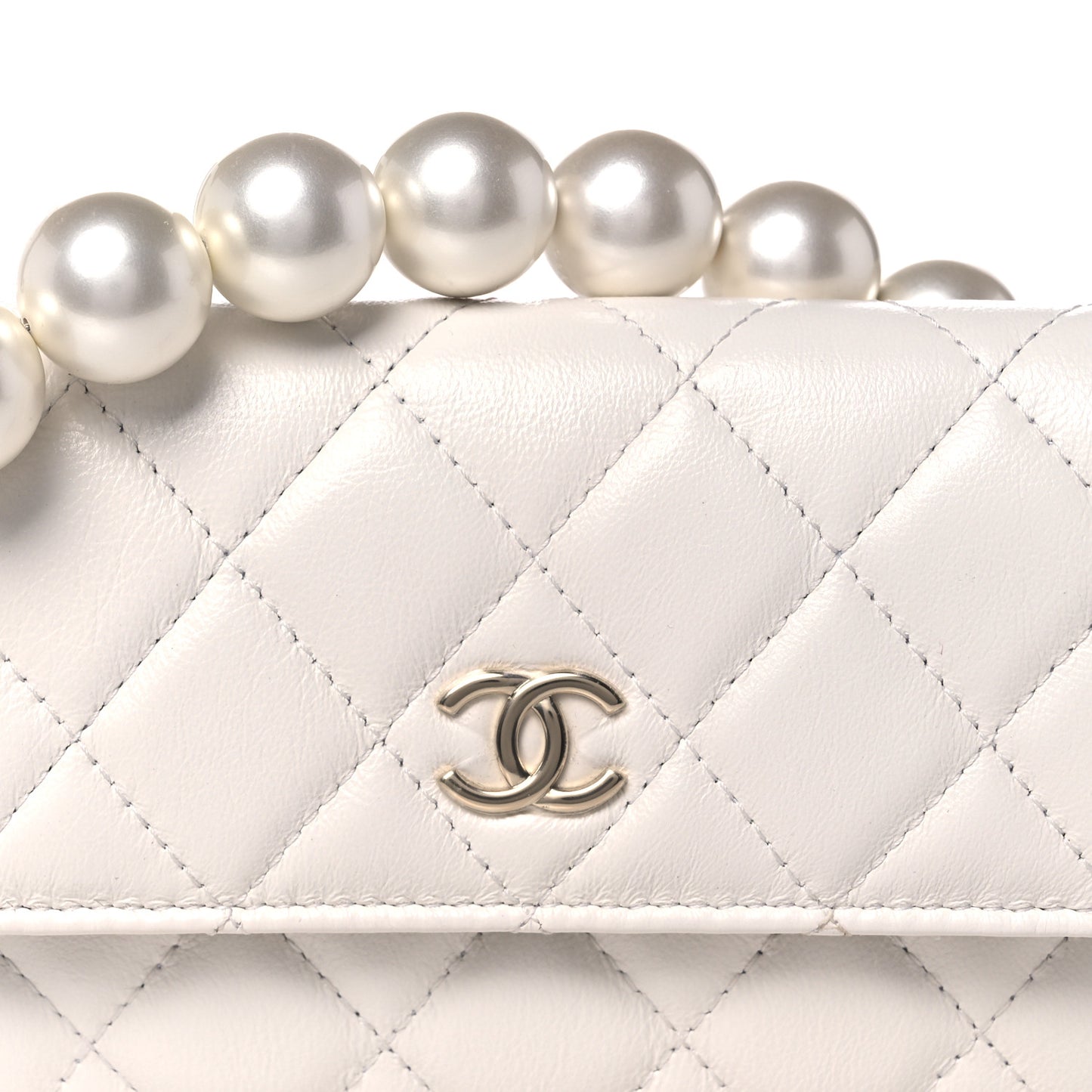 Calfskin Quilted Maxi Pearls Clutch With Chain White