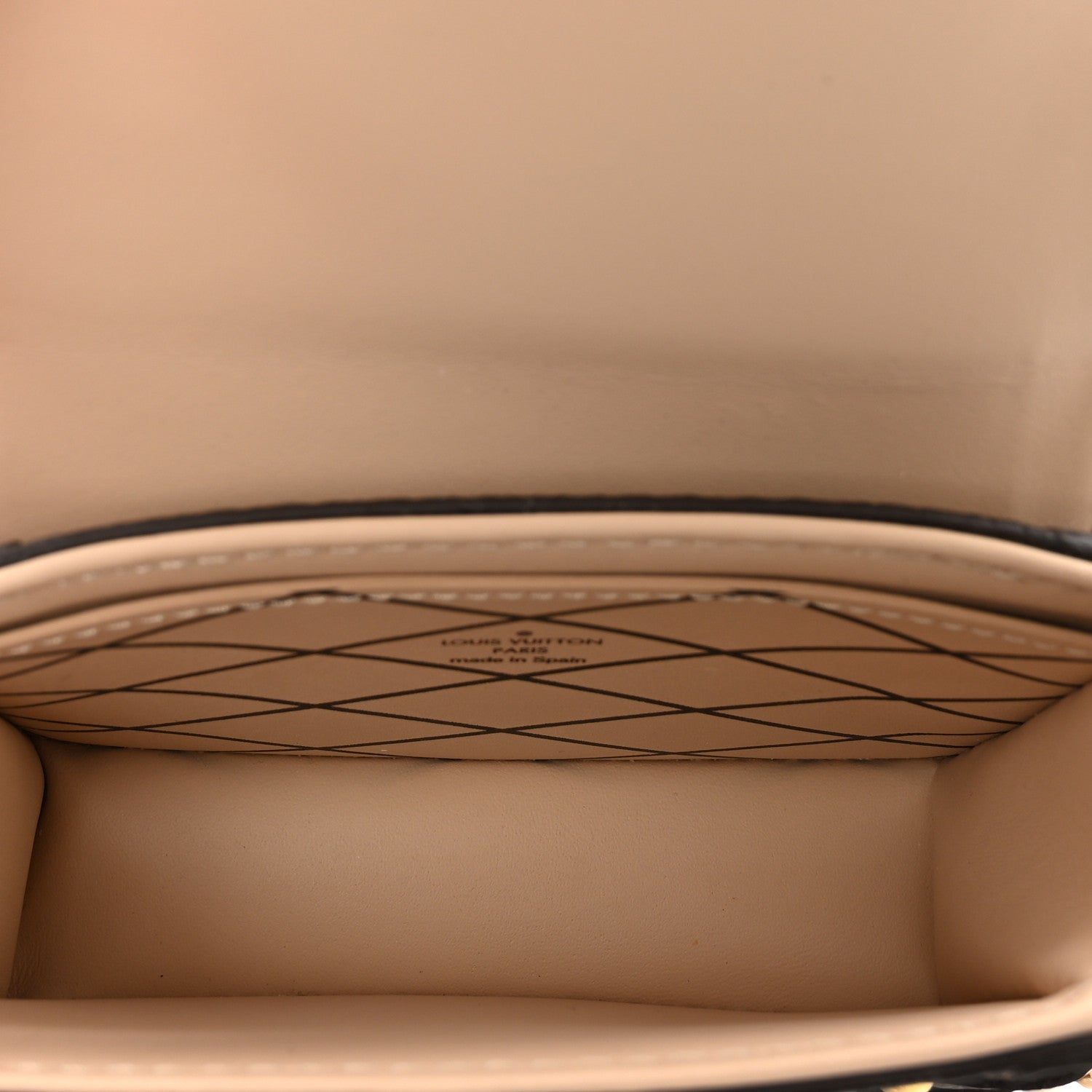 Louis Vuitton Reverse Monogram Essential Trunk NM 5 of 8