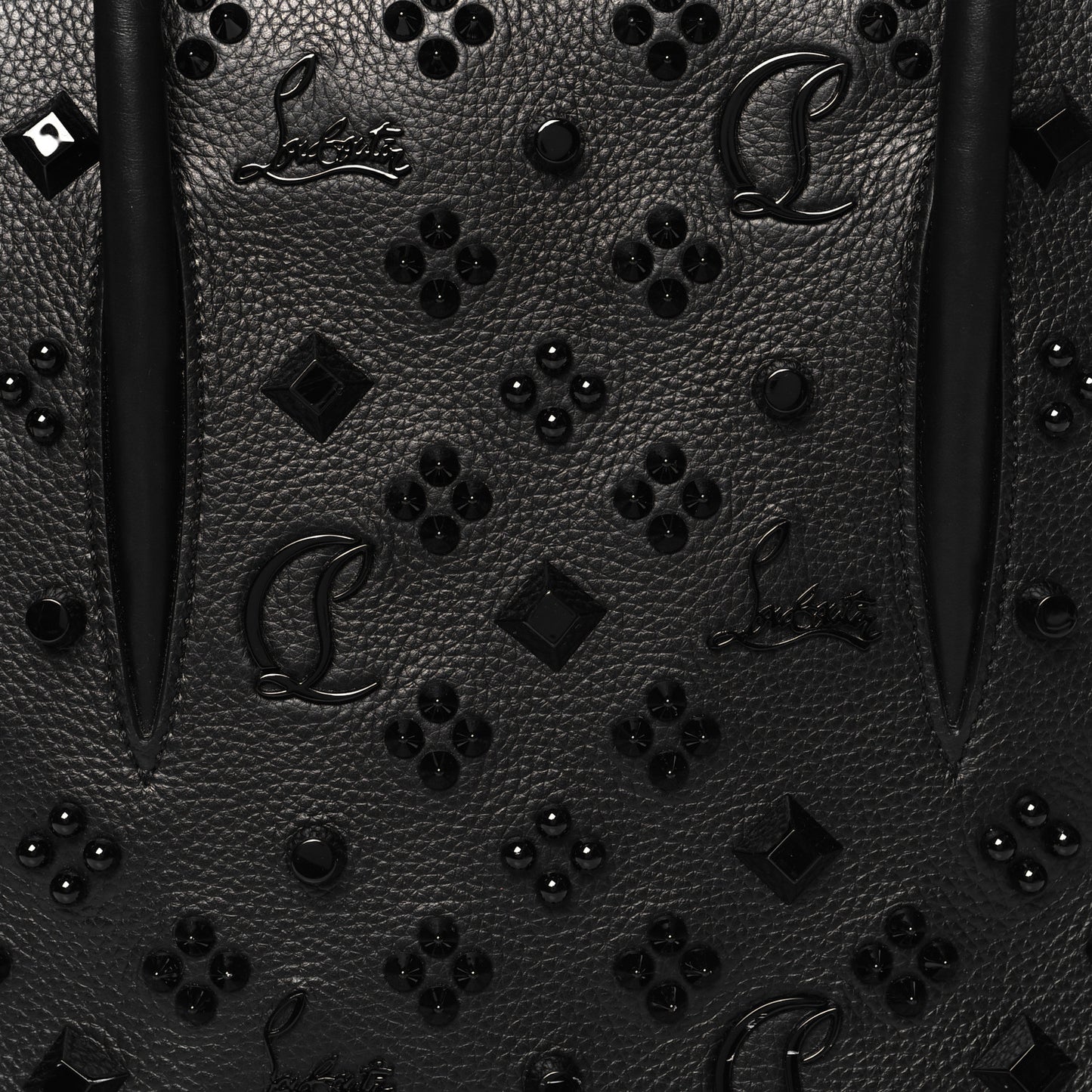 Calfskin Spikes Loubinthesky Medium Paloma Black