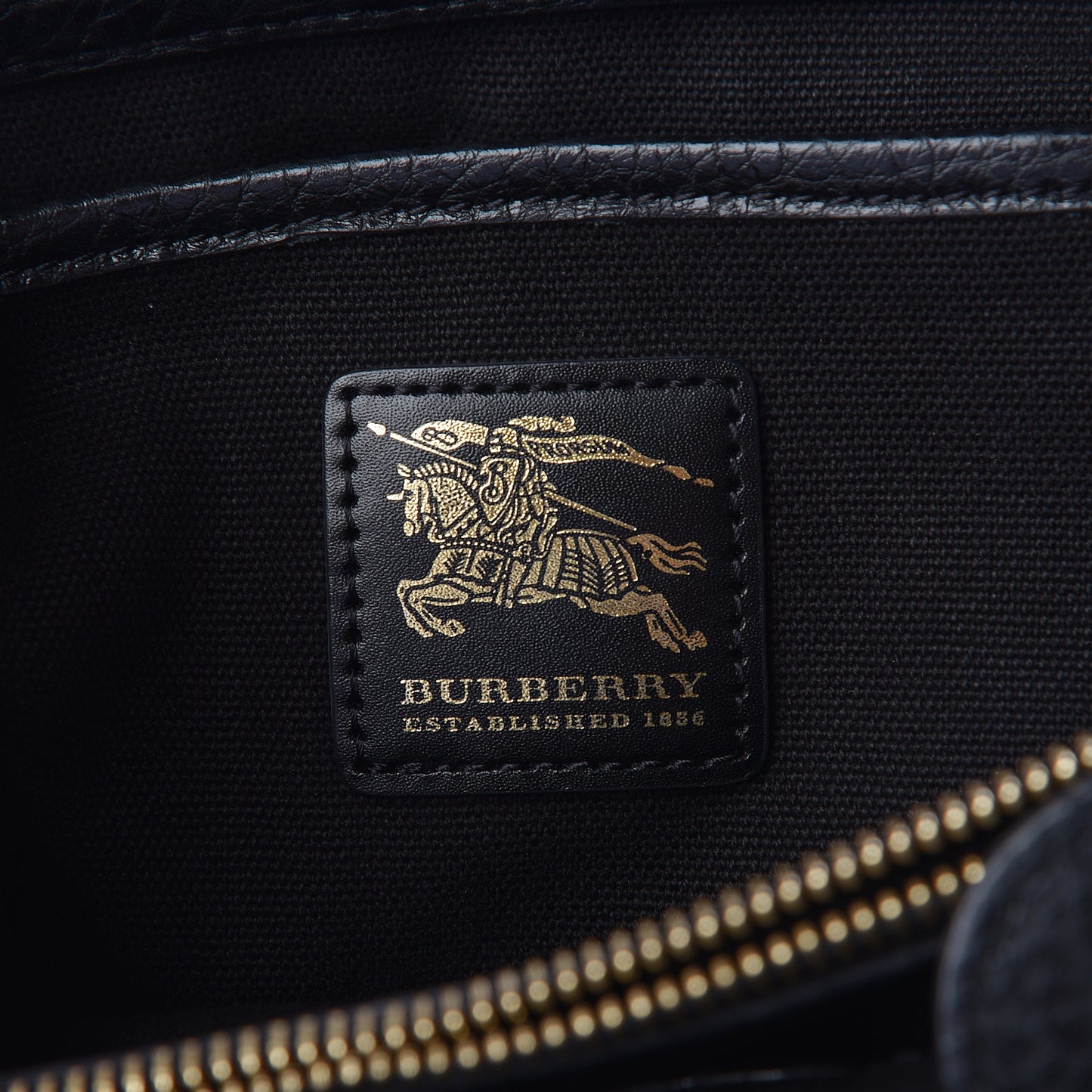 Heritage Grain Front Pocket Tote Black