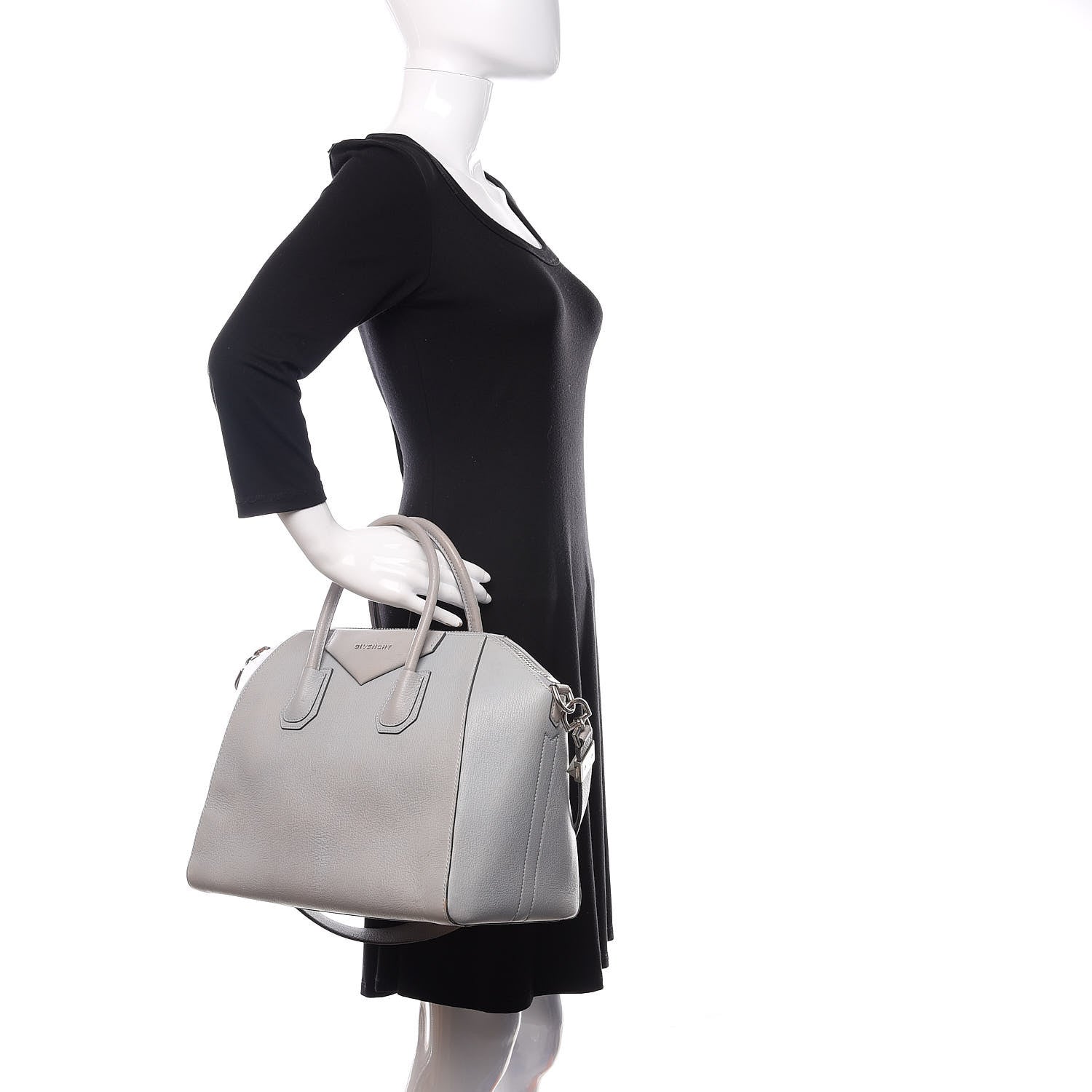 Givenchy Sugar Goatskin Medium Antigona Pearl Grey 2 of 17