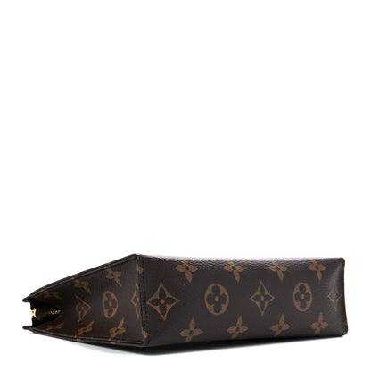 Louis Vuitton Monogram Toiletry Pouch 19 4 of 10