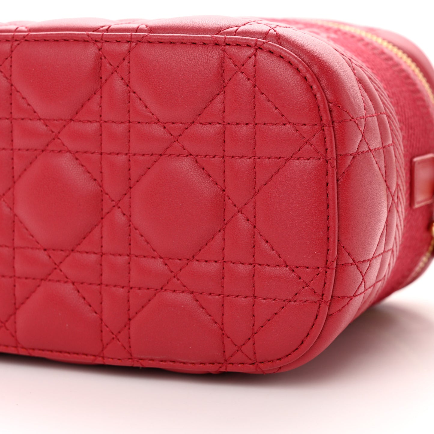 Lambskin Cannage Small Diortravel Vanity Case Red