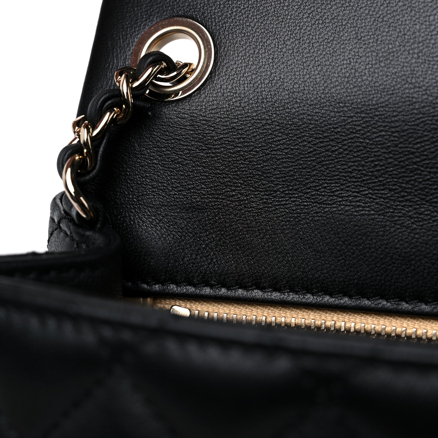 Lambskin Quilted Enamel Mini Pearl Crush Flap Black