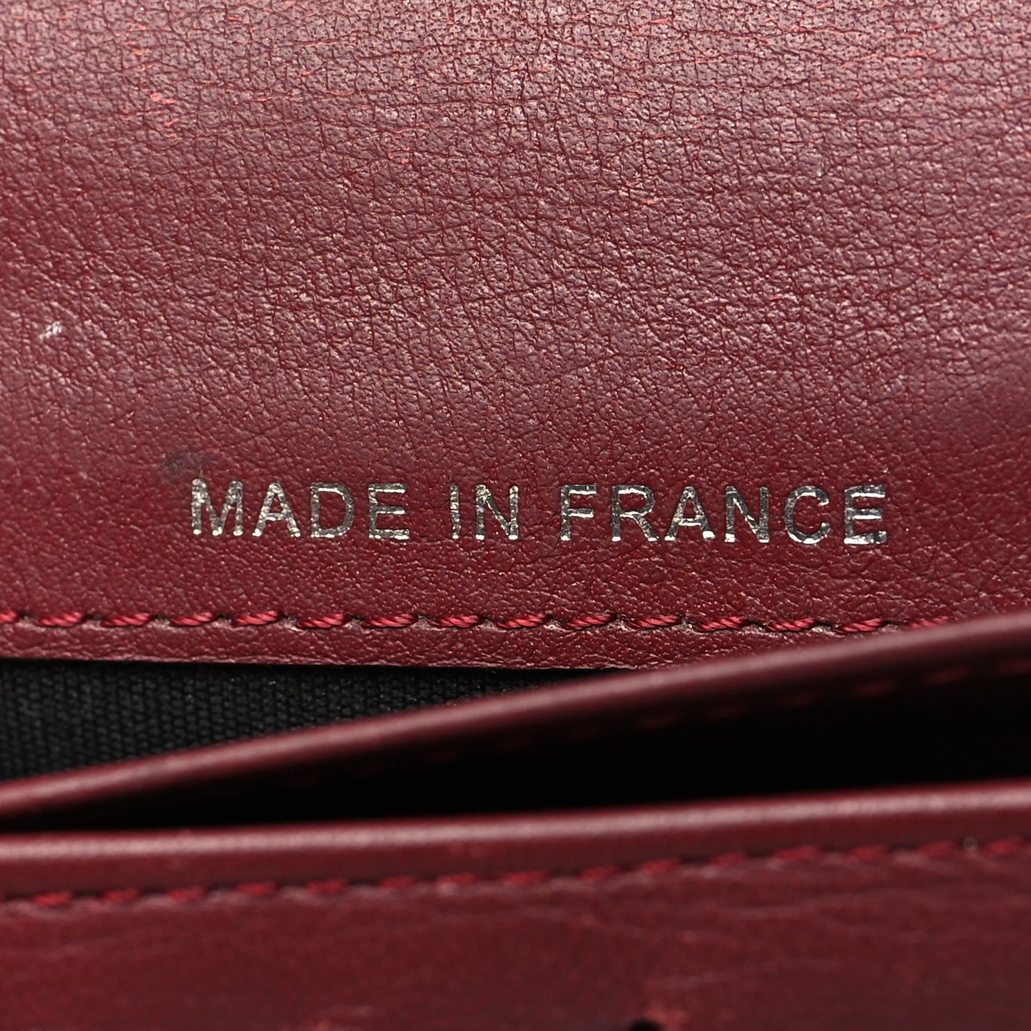Caviar Timeless CC Yen Wallet Burgundy