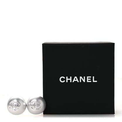 Chanel Resin Metal CC Stud Earrings Silver Pearly White 5 of 5