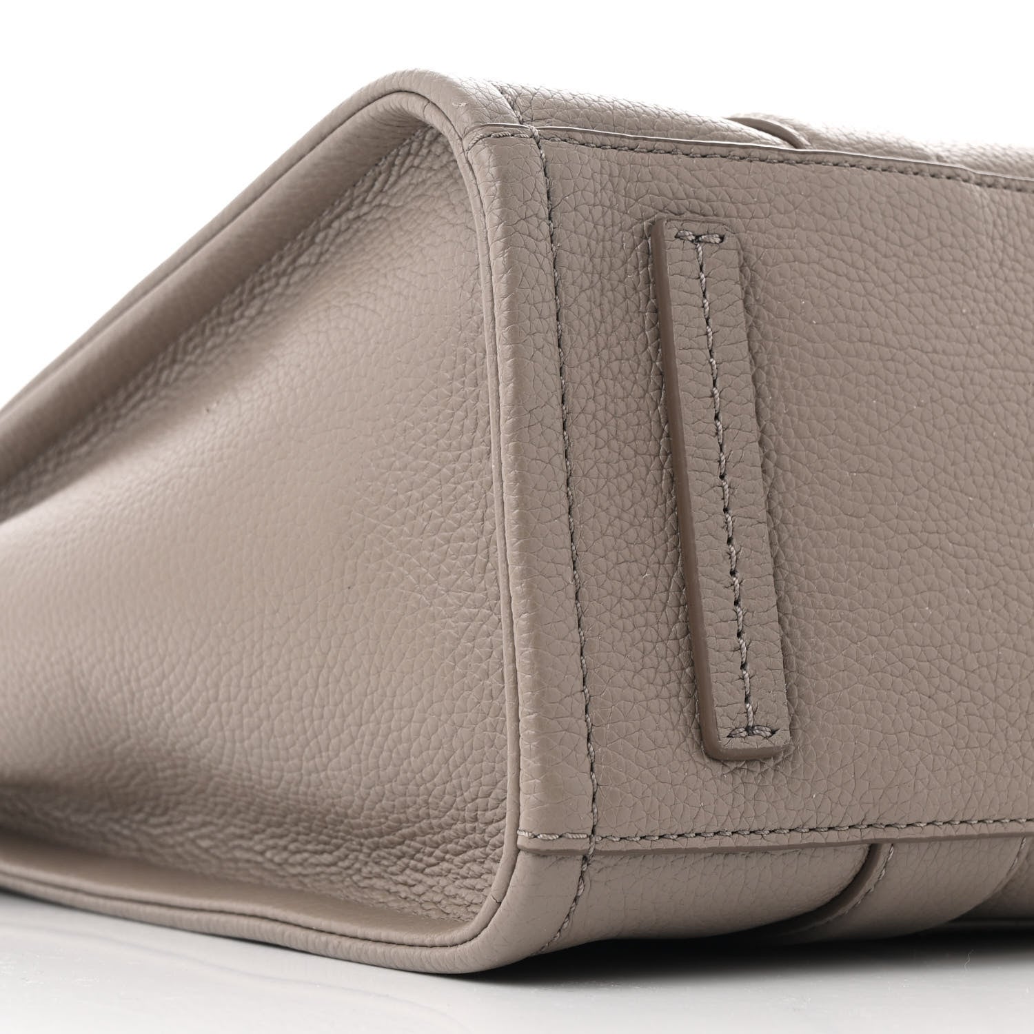 Marc Jacobs Grained Calfskin Medium The Tote Bag Cement 10 of 13