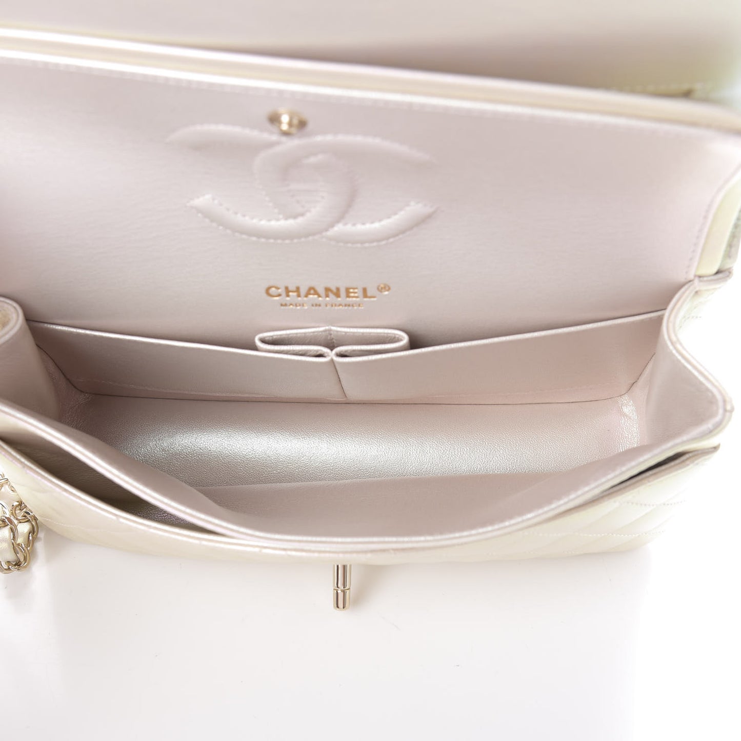 Iridescent Lambskin Quilted Medium Double Flap Ivory