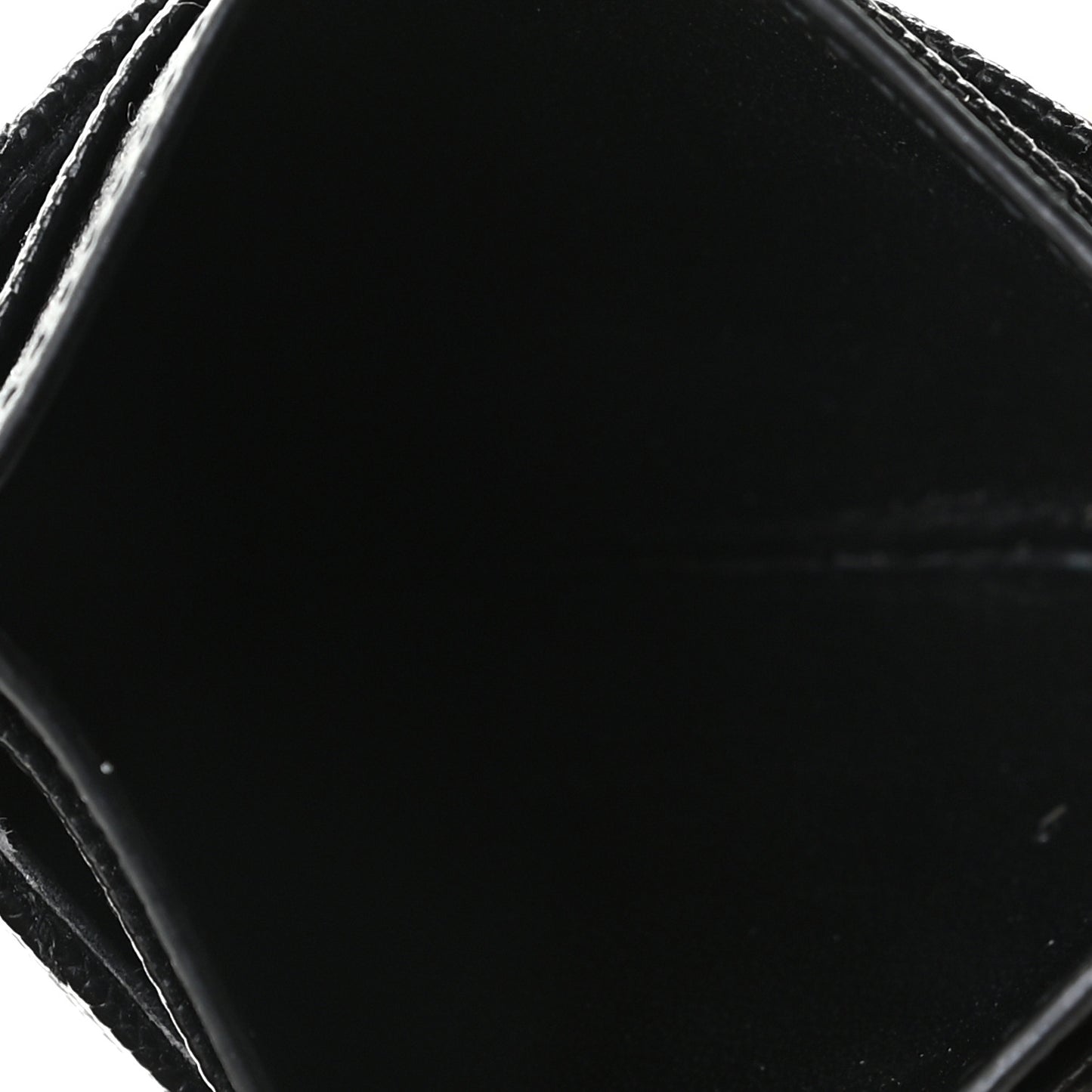 Grain De Poudre Matelasse Chevron Monogram Credit Card Case Black