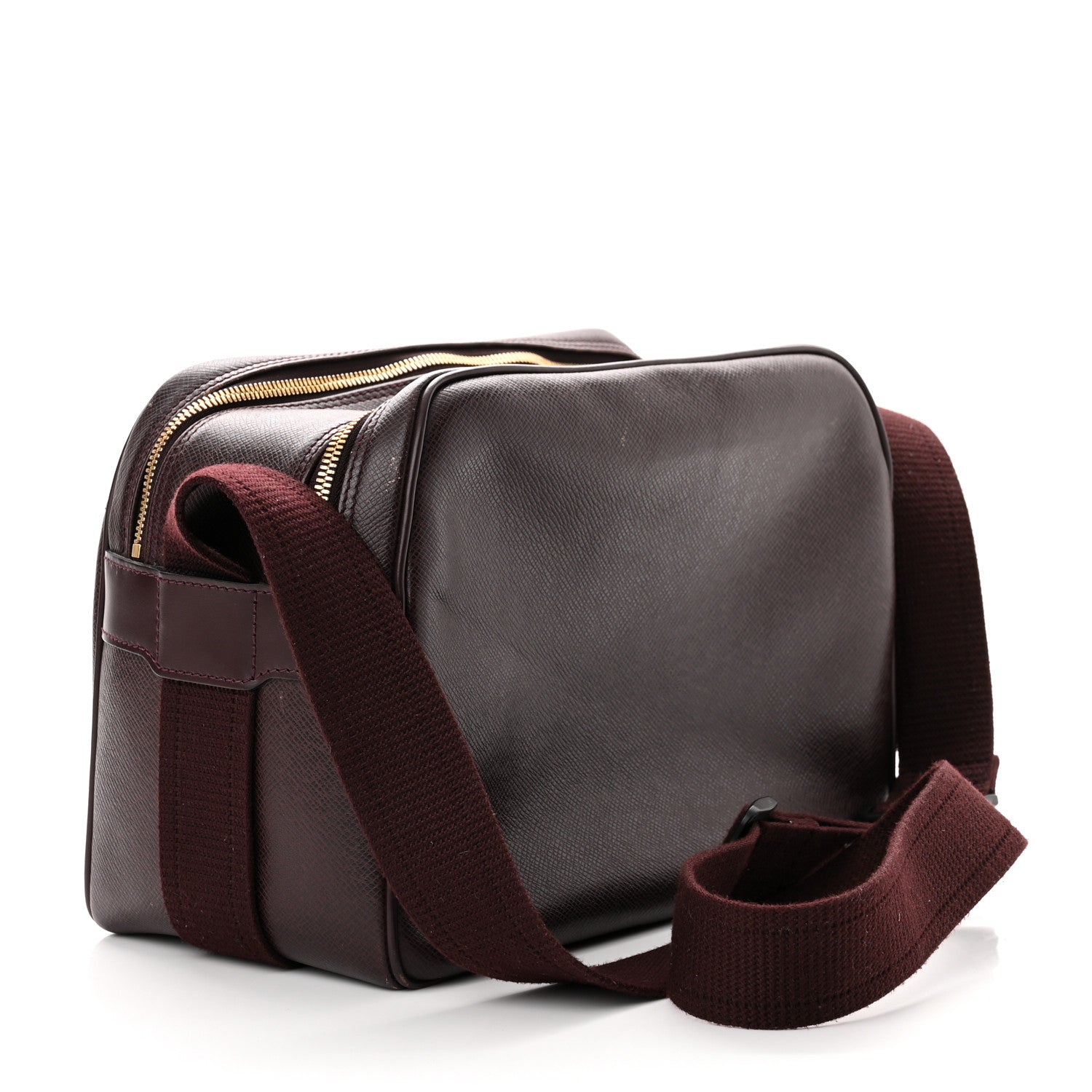 Louis Vuitton Taiga Reporter Messenger Acajou 2 of 9