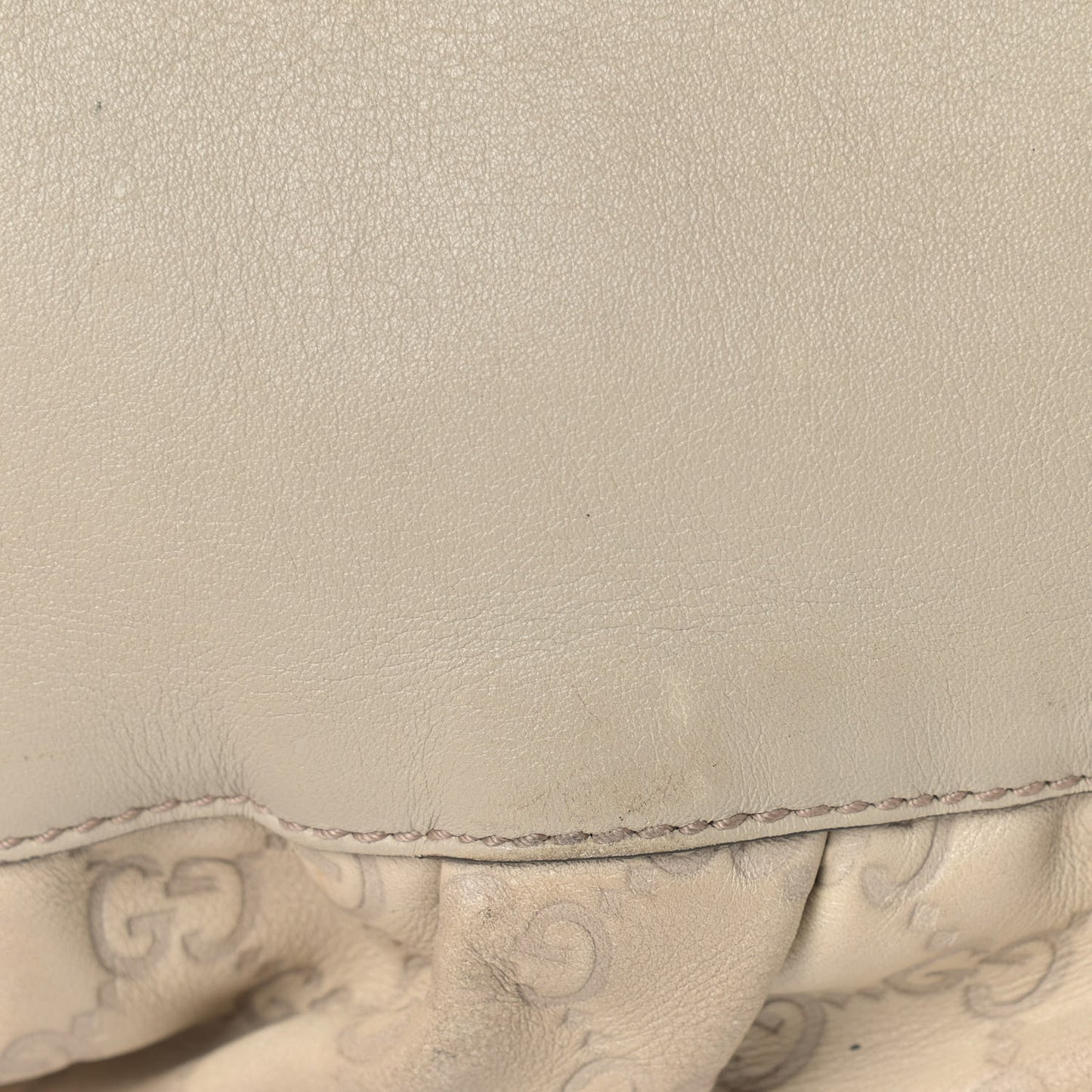 Guccissima Large D Gold Ring Hobo Off White