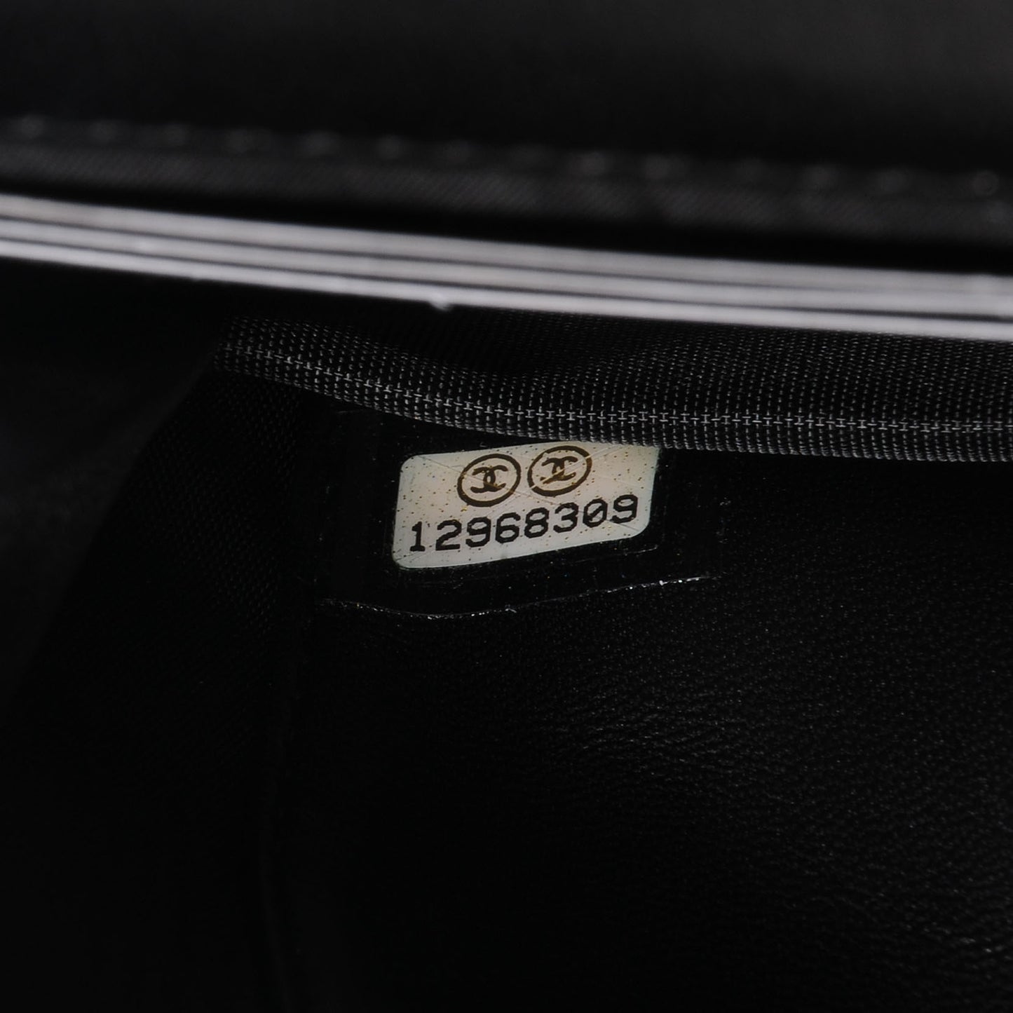 Caviar Timeless CC Wallet on Chain WOC Black