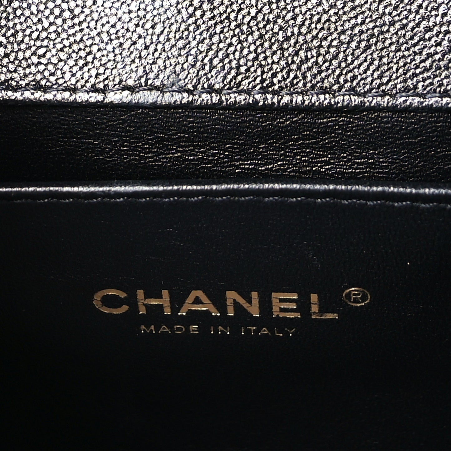 Caviar Quilted Medium Chain Around Boy Flap Black
