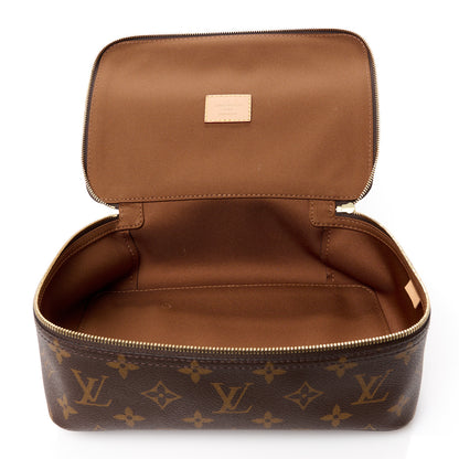 Louis Vuitton Monogram Packing Cube MM 5 of 10