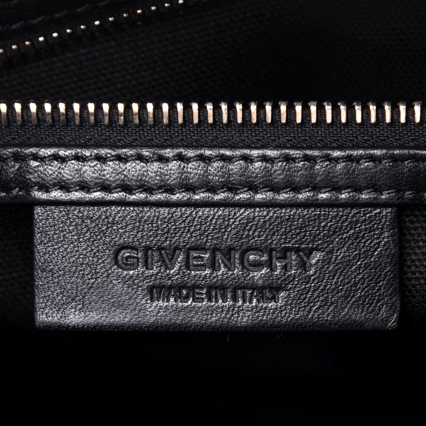 Calfskin Crocodile Embossed Mini Antigona Black