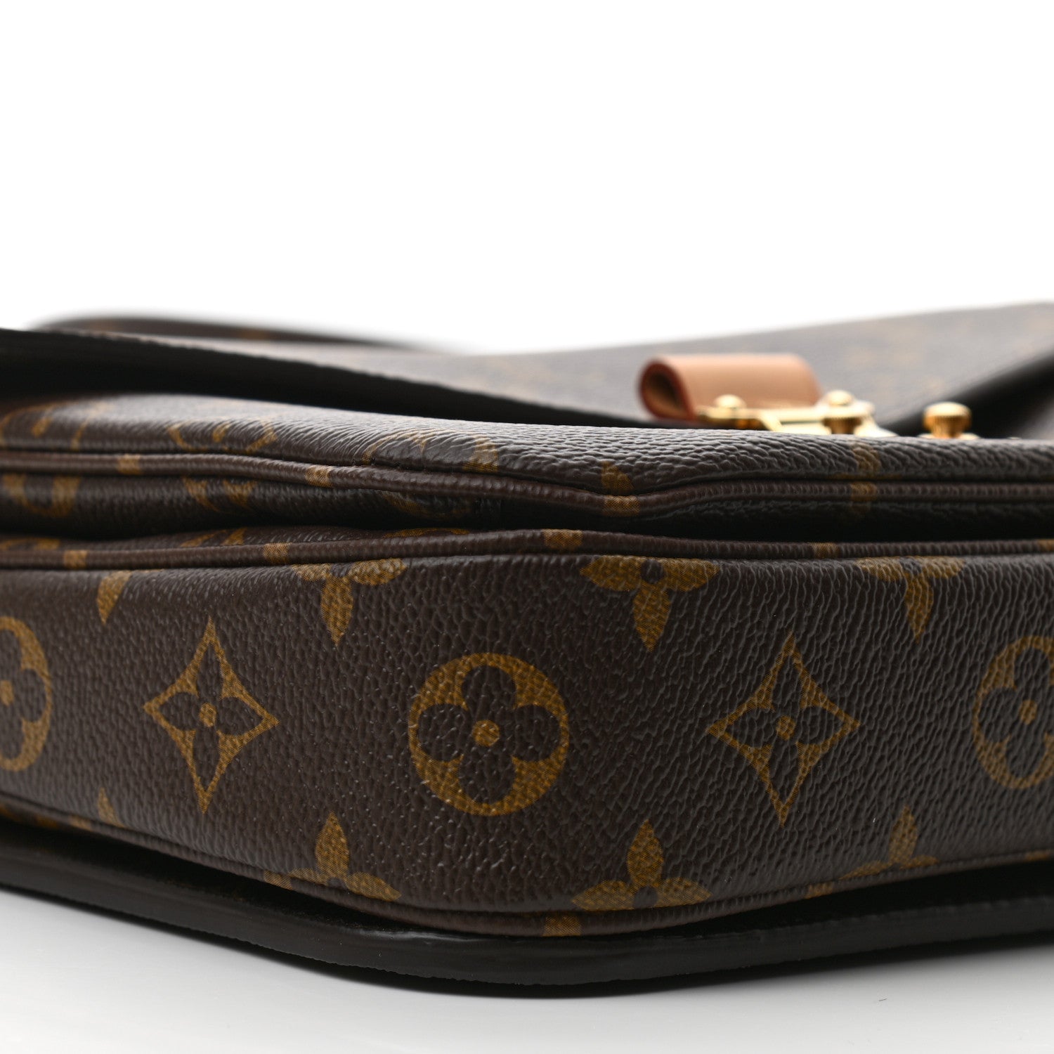 Louis Vuitton Monogram Pochette Metis 8 of 9