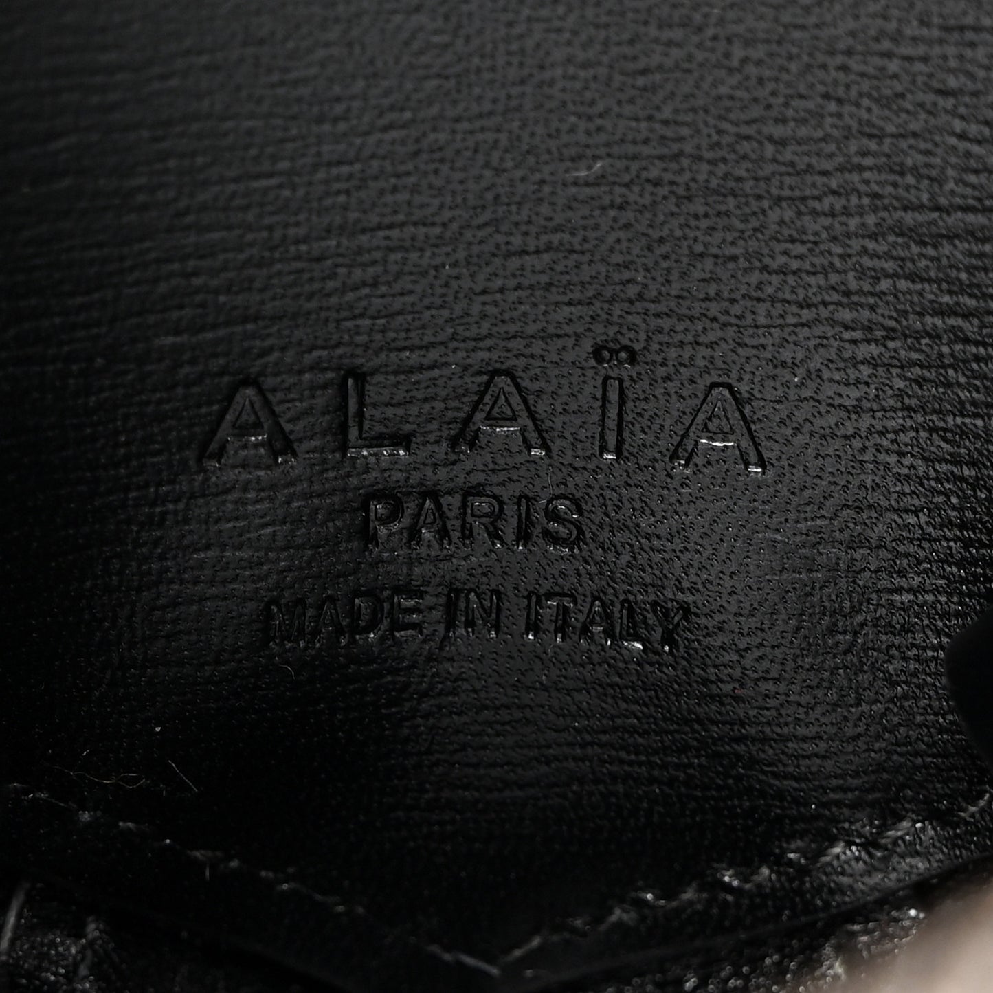 Lux Calfskin Le Coeur Bag Black