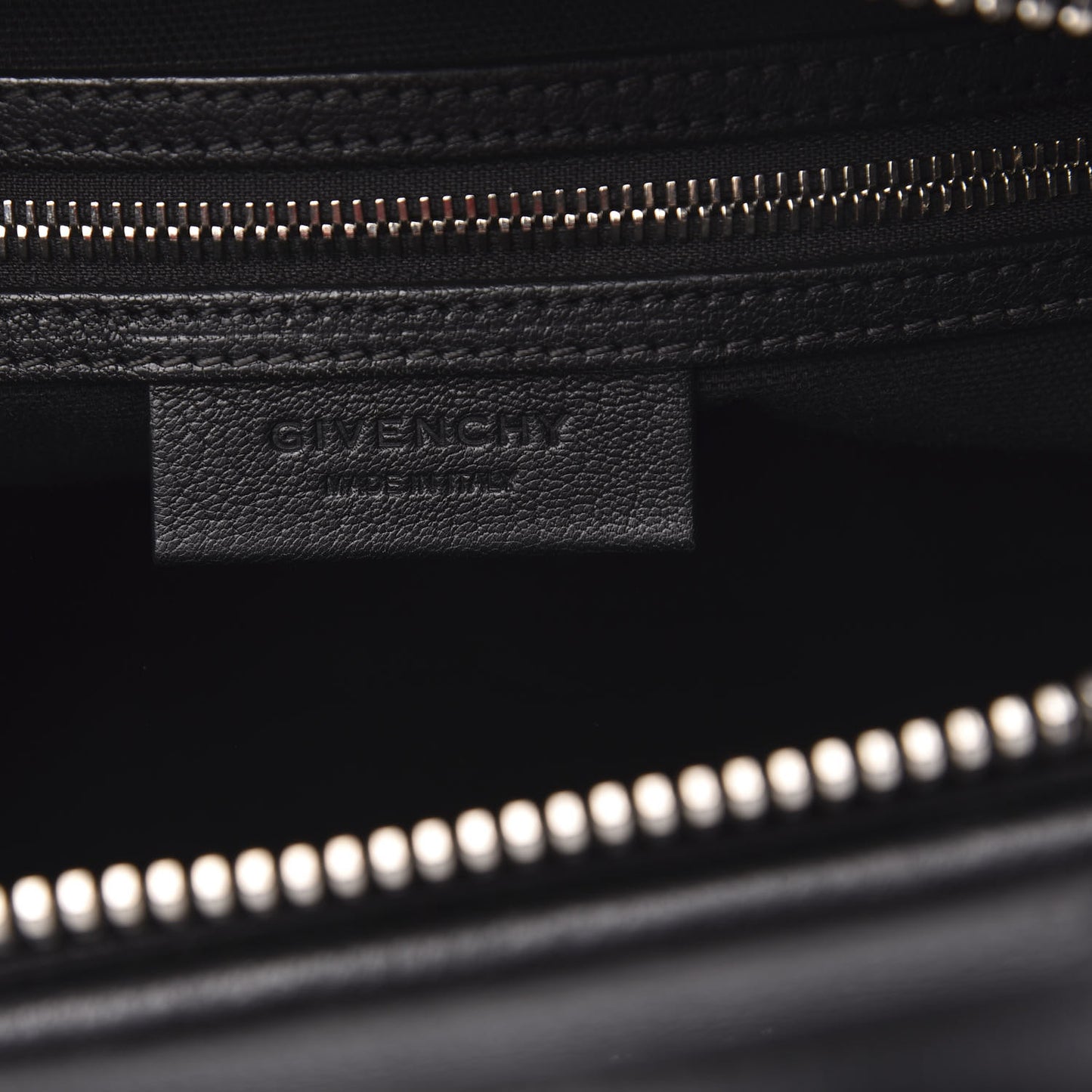 Sugar Goatskin Small Antigona Black