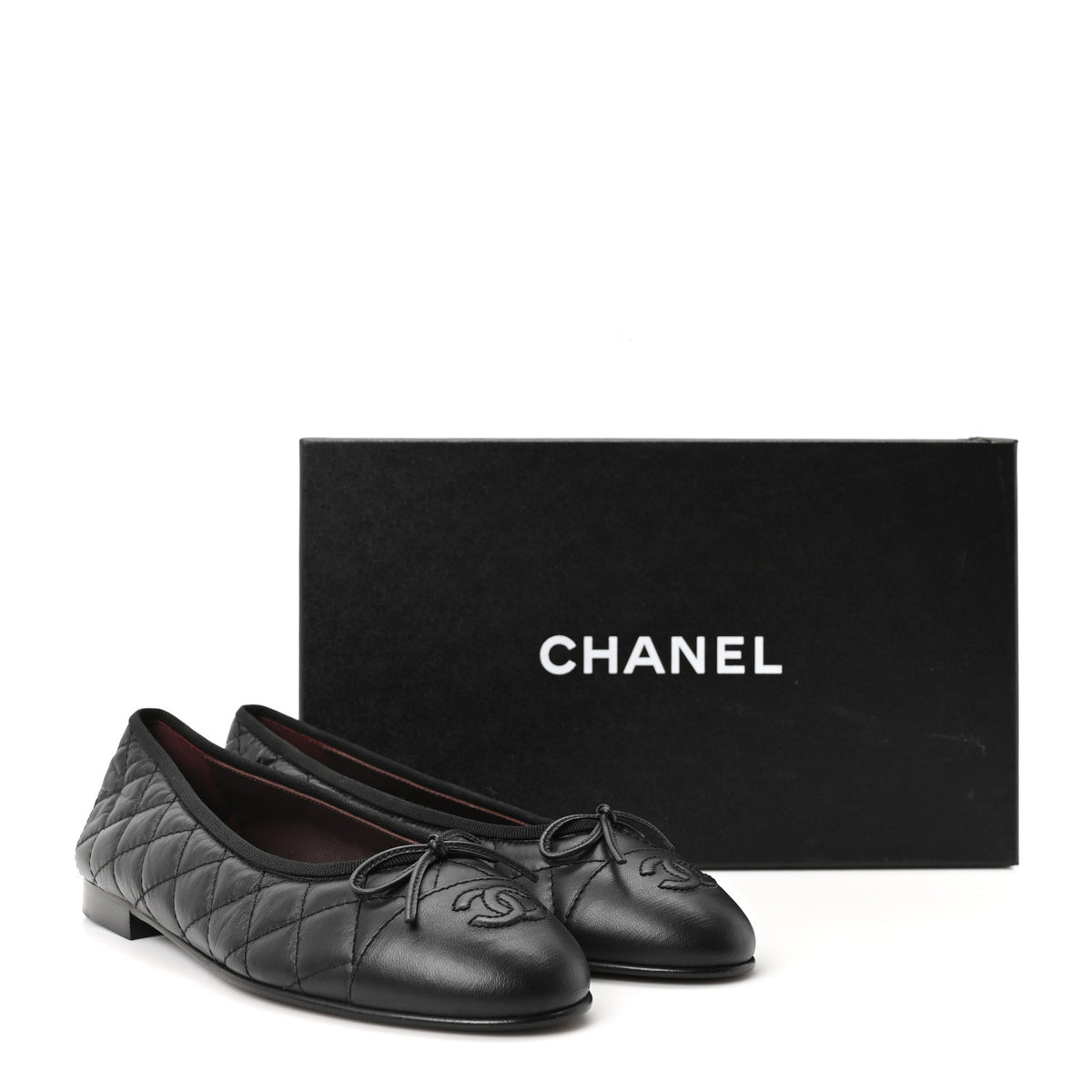 Aged Calfskin Quilted CC Cap Toe Ballerina Flats 37.5 Black