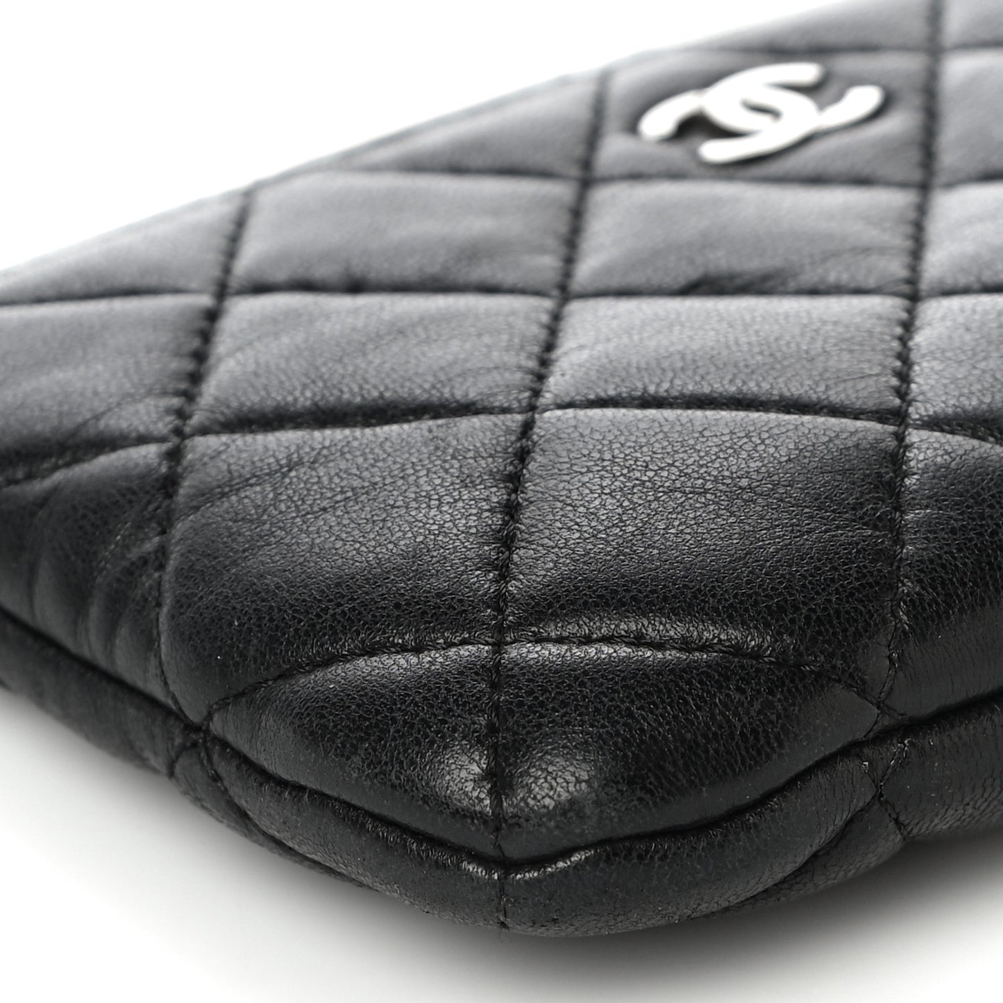 Lambskin Quilted Small Cosmetic Case Black