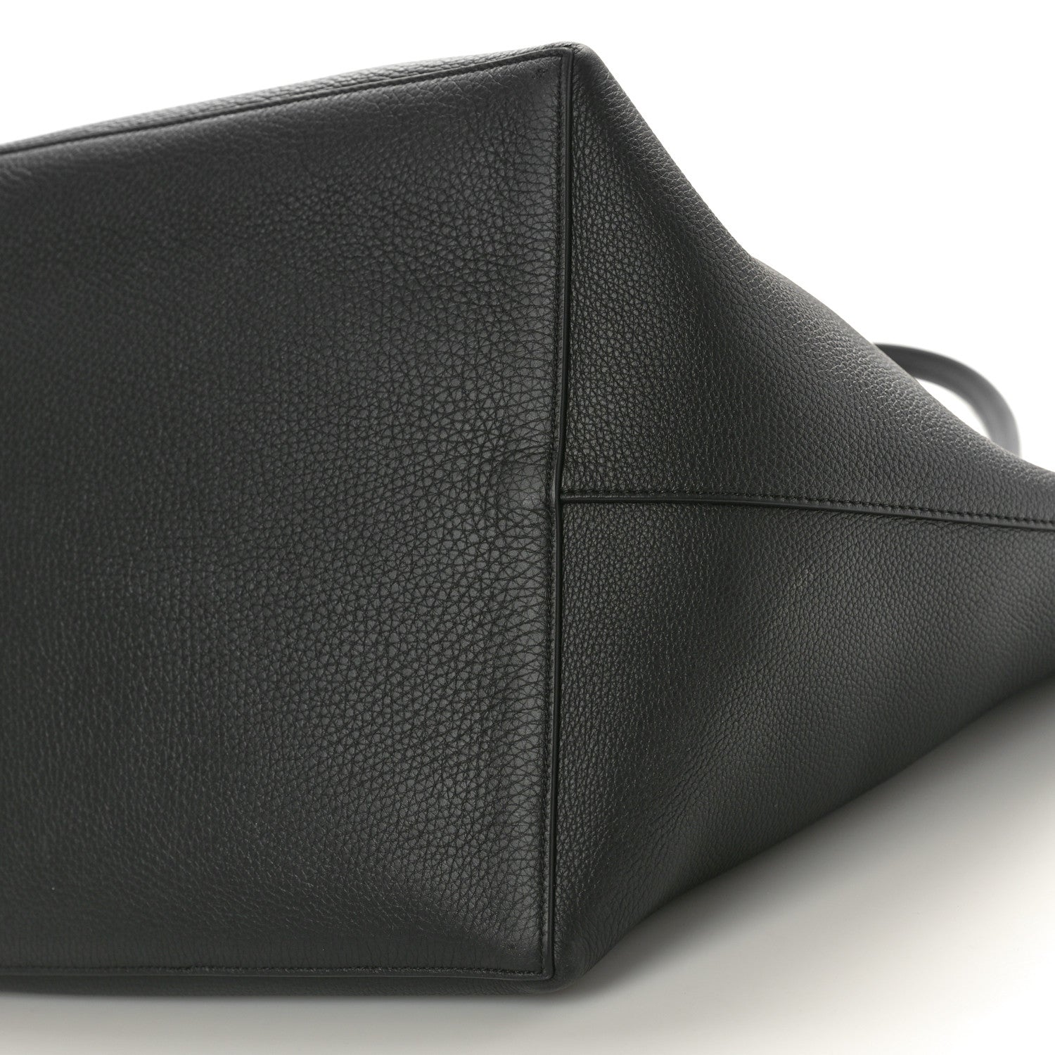 The Row Grained Calfskin Park Tote Three Black 11 of 12
