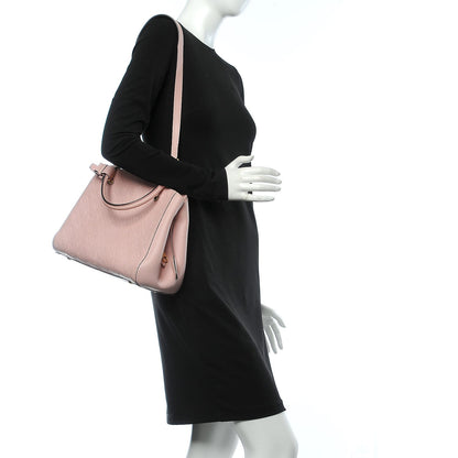 Louis Vuitton Empreinte Montaigne MM Rose Ballerine 2 of 15