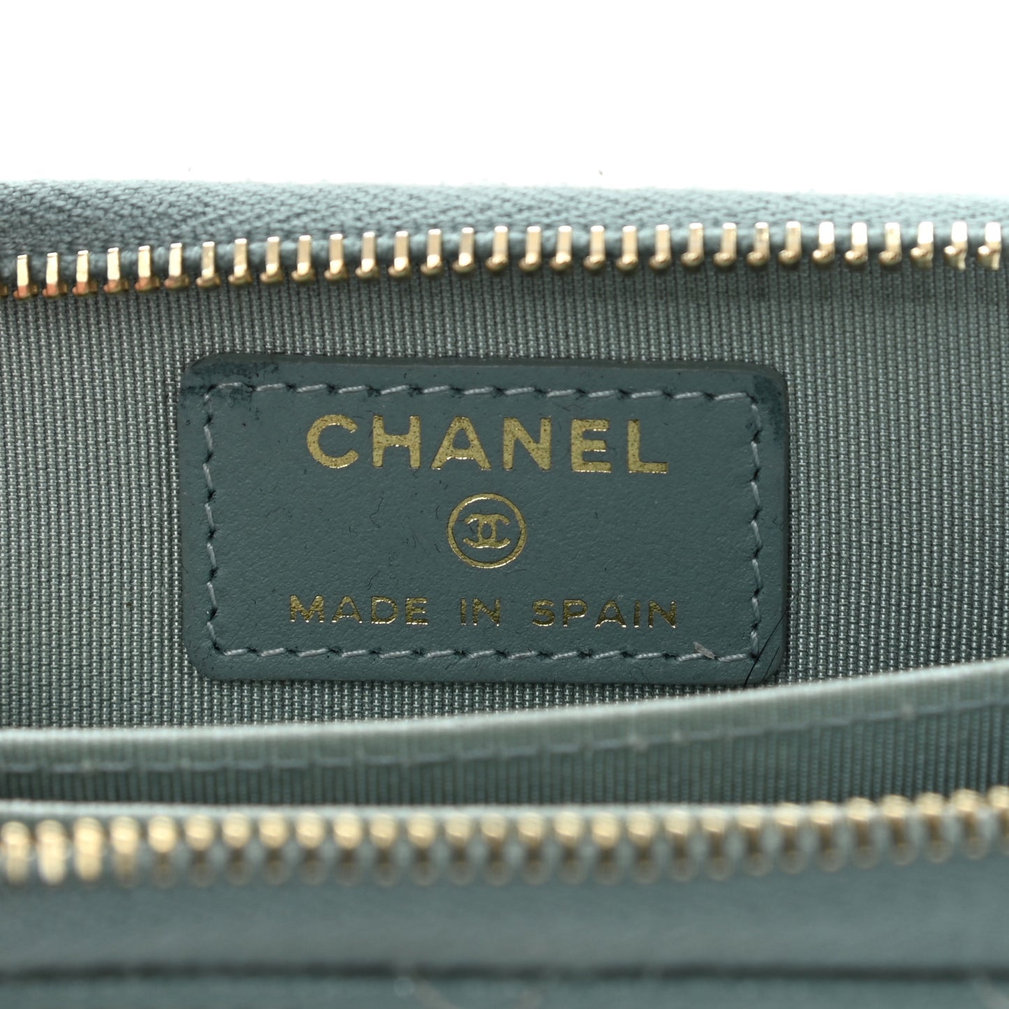 Caviar Quilted Zip Coin Purse Blue