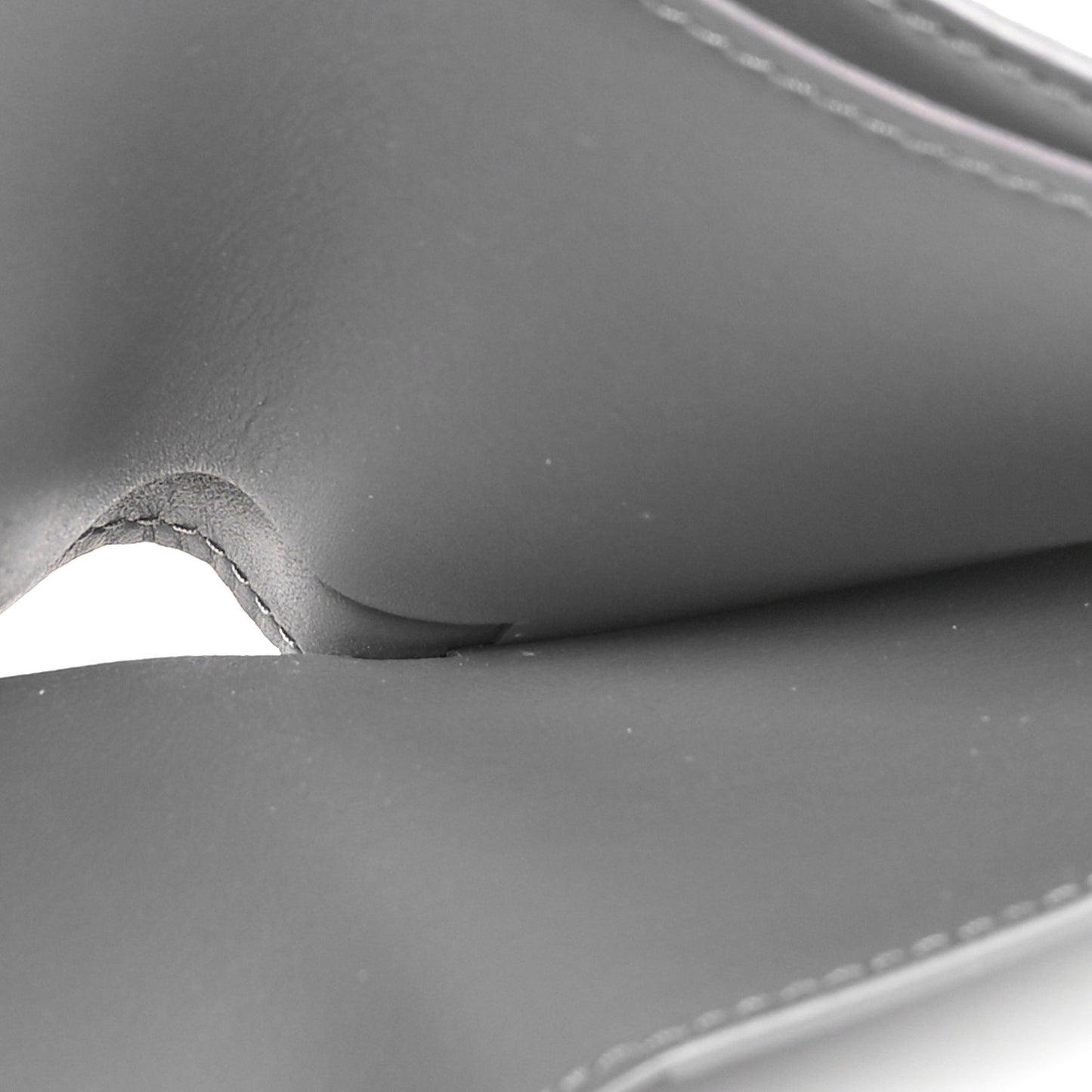 Calfskin Monogram Shadow Multiple Wallet Anthracite Gray