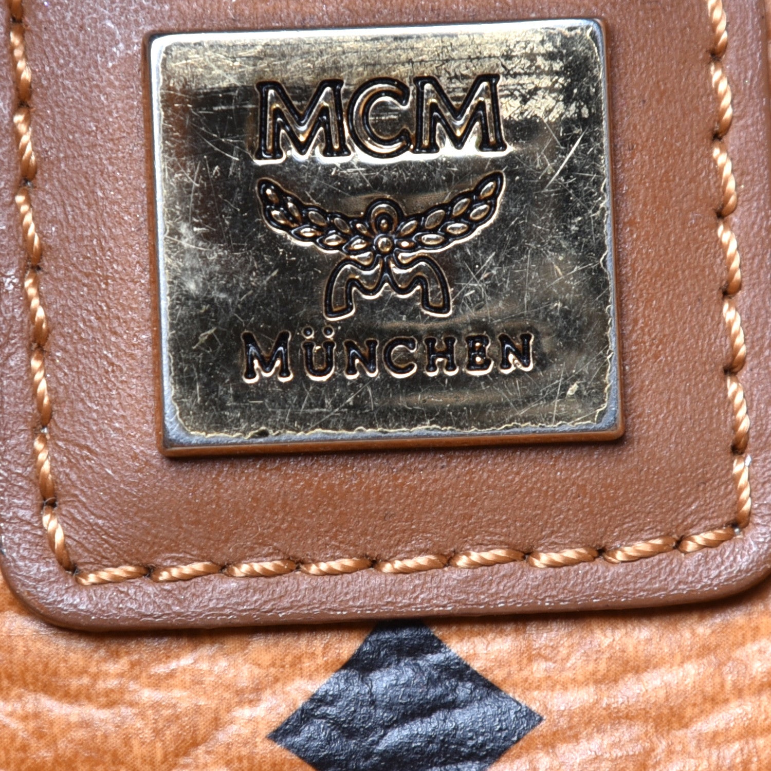 MCM Visetos Crocodile Embossed Medium Liz Shopper Tote Cognac 6 of 8