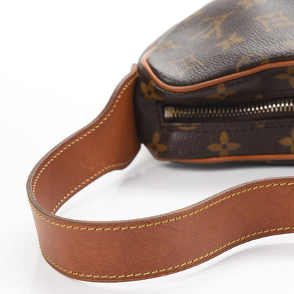 Louis Vuitton Monogram Croissant MM 13 of 15