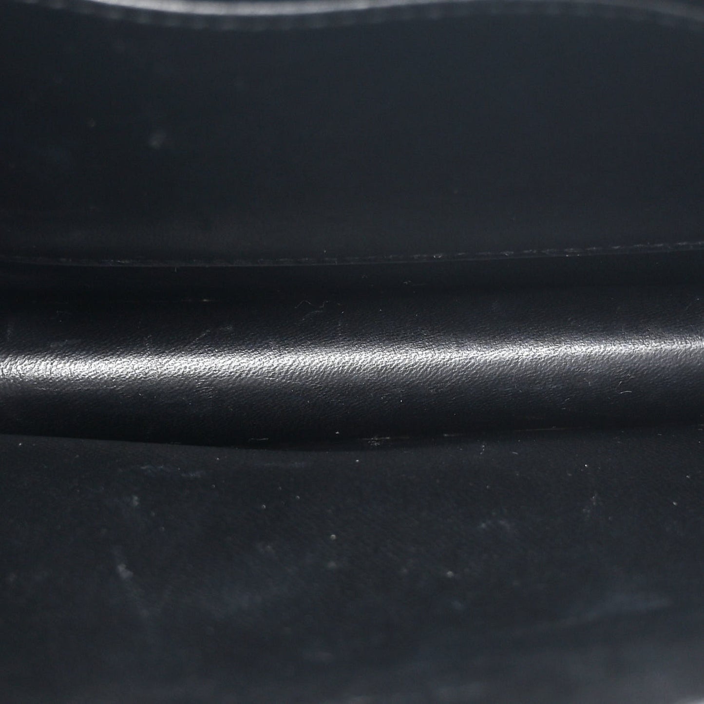 Epsom Constance 24 Black
